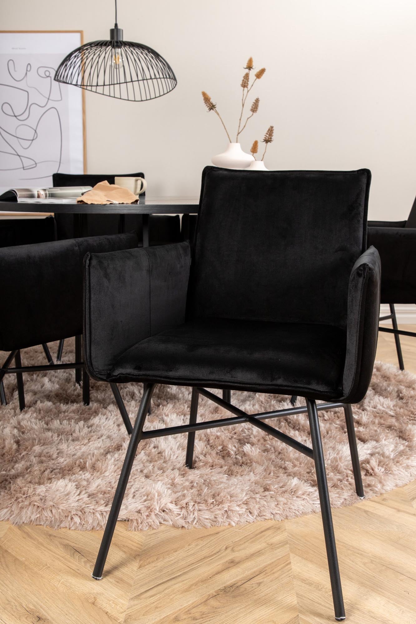 Esszimmerset Copenhagen + Petra ⌀140cm/6St. in Schwarz präsentiert im Onlineshop von KAQTU Design AG. Esszimmerset ist von Venture Home