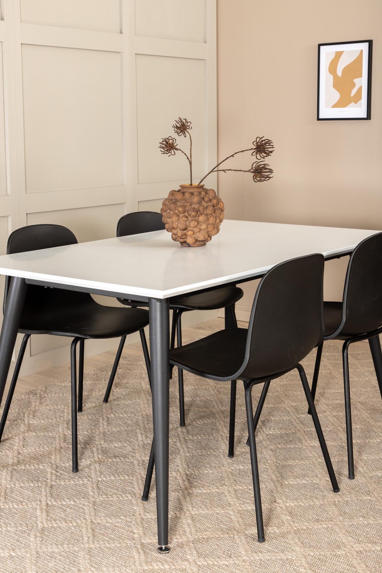 Modernes Jimmy Esszimmerset mit Arctic Tisch, 150cm, 4 Stühle.