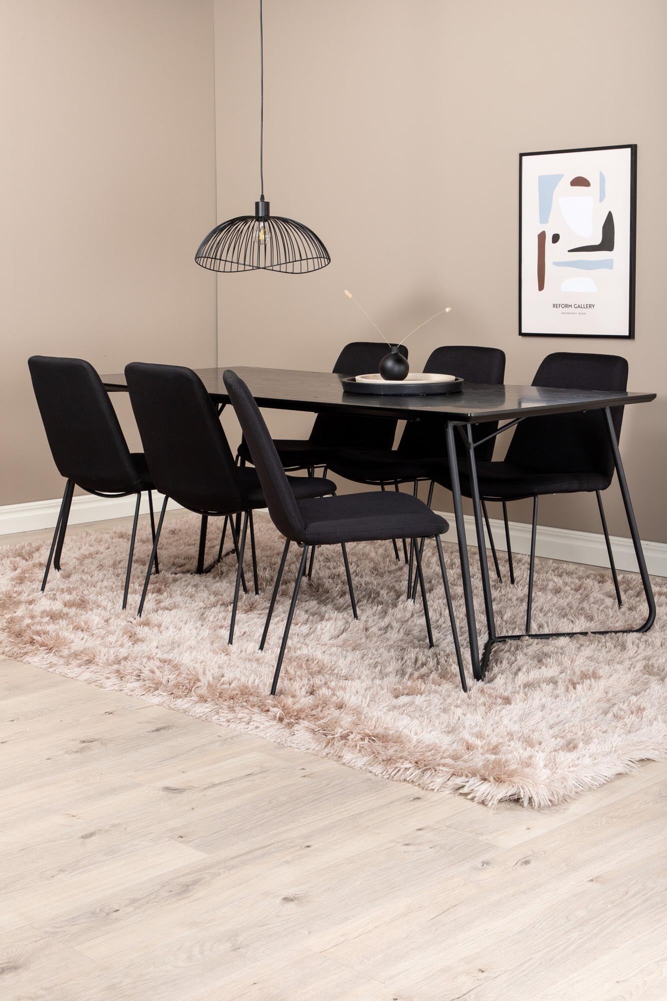 Petra Esszimmerset + Muce 190cm/6St. in Schwarz präsentiert im Onlineshop von KAQTU Design AG. Esszimmerset ist von Venture Home