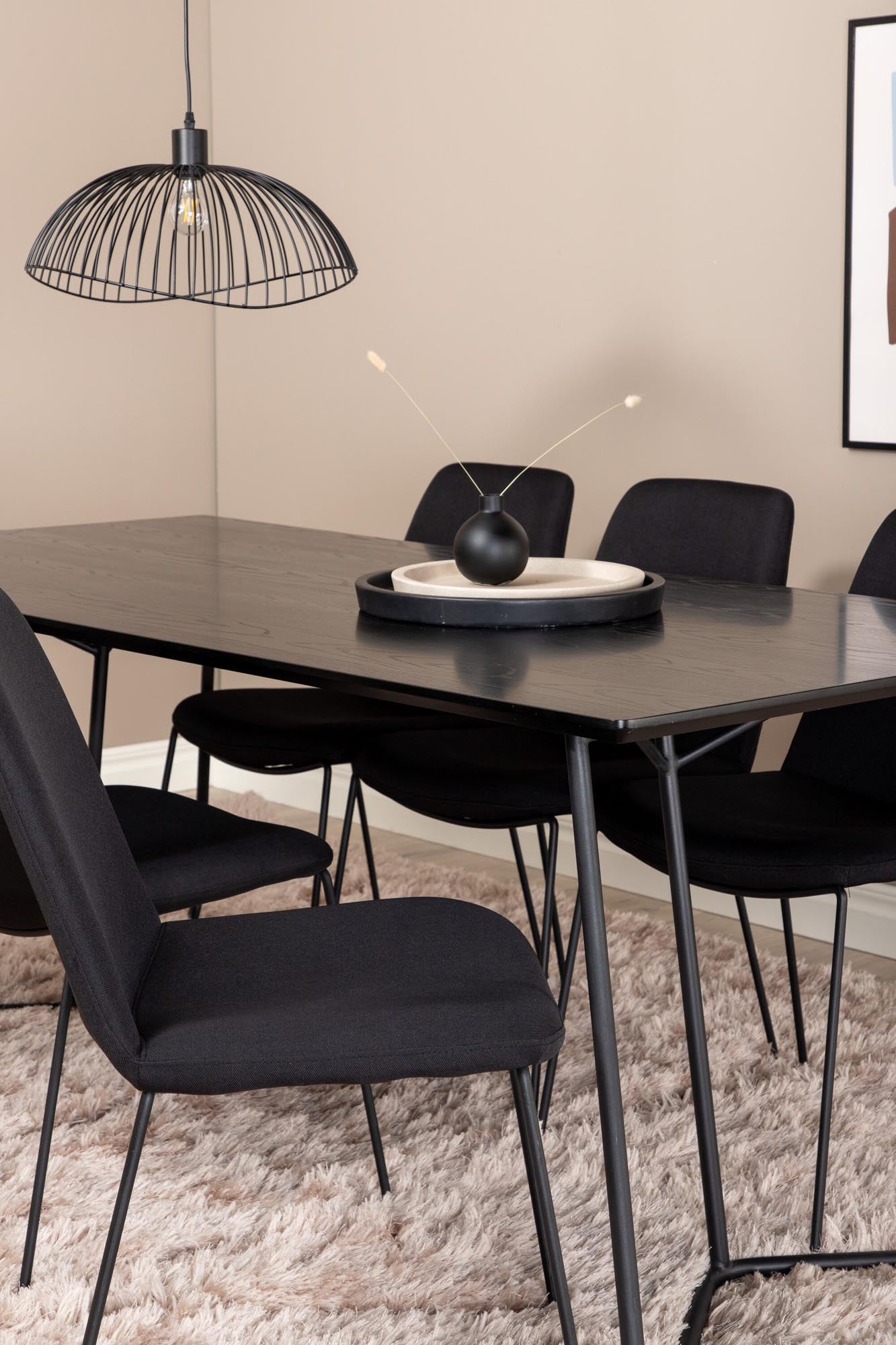 Petra Esszimmerset + Muce 190cm/6St. in Schwarz präsentiert im Onlineshop von KAQTU Design AG. Esszimmerset ist von Venture Home