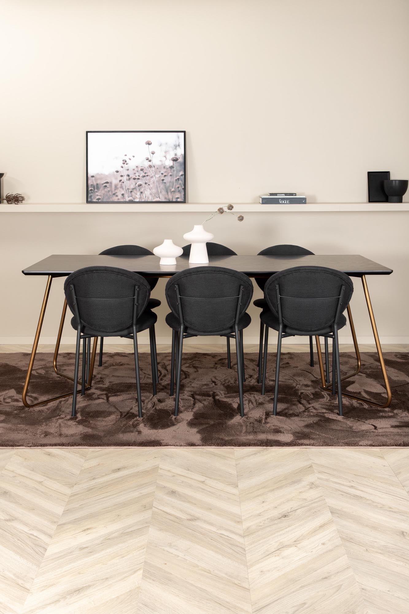 Petra Esszimmerset + Vault 190cm/6St. in Schwarz / Kupfer präsentiert im Onlineshop von KAQTU Design AG. Esszimmerset ist von Venture Home