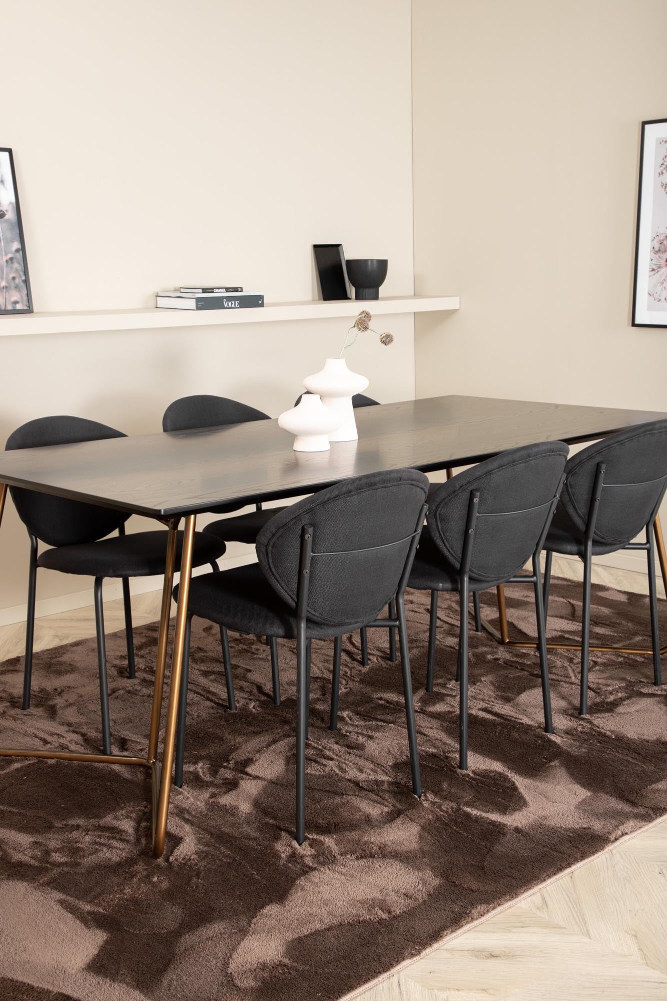 Petra Esszimmerset + Vault 190cm/6St. in Schwarz / Kupfer präsentiert im Onlineshop von KAQTU Design AG. Esszimmerset ist von Venture Home