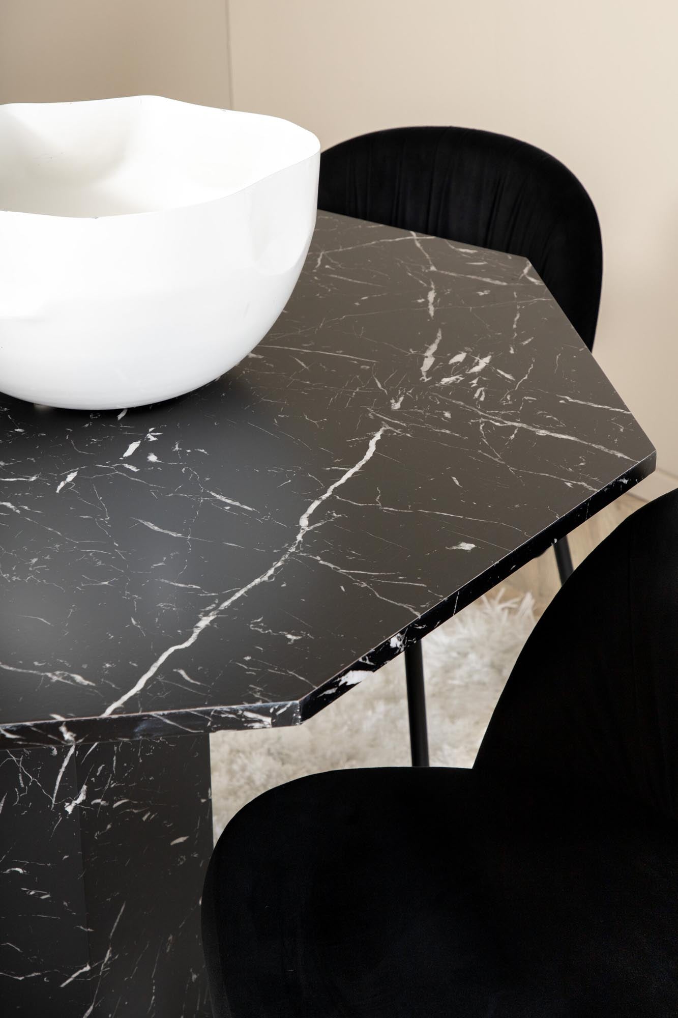 Marbs Esszimmerset + Wrinkles ⌀110cm/4St. in Schwarz präsentiert im Onlineshop von KAQTU Design AG. Esszimmerset ist von Venture Home