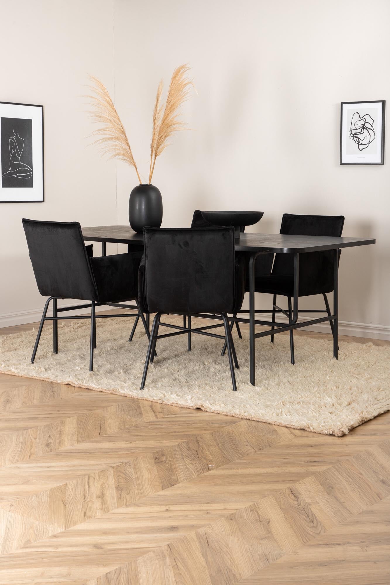 Uno Esszimmerset + Petra 200cm/4St. in Schwarz präsentiert im Onlineshop von KAQTU Design AG. Esszimmerset ist von Venture Home