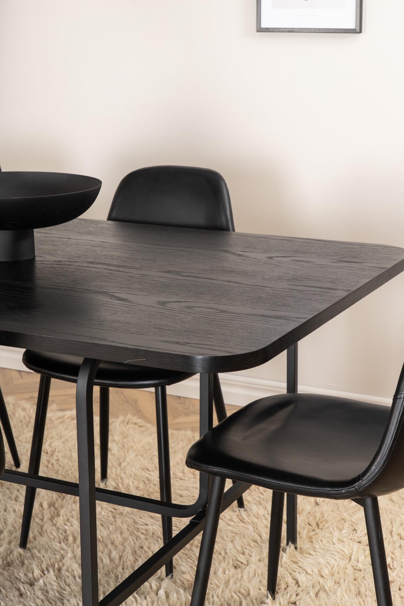Uno Esszimmerset + Polar 200cm/6St. in Schwarz präsentiert im Onlineshop von KAQTU Design AG. Esszimmerset ist von Venture Home