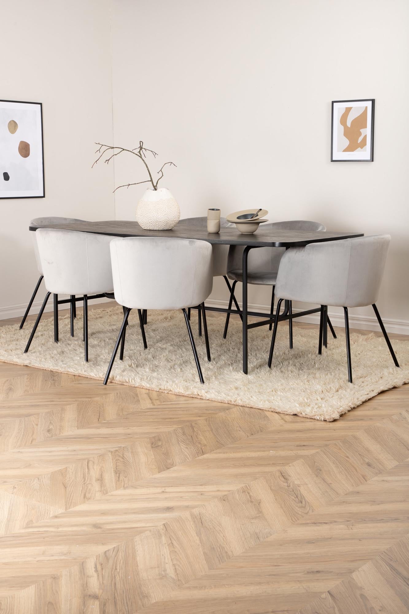 Uno Esszimmerset + Berit 200cm/6St. in Grau / Beige / Schwarz präsentiert im Onlineshop von KAQTU Design AG. Esszimmerset ist von Venture Home