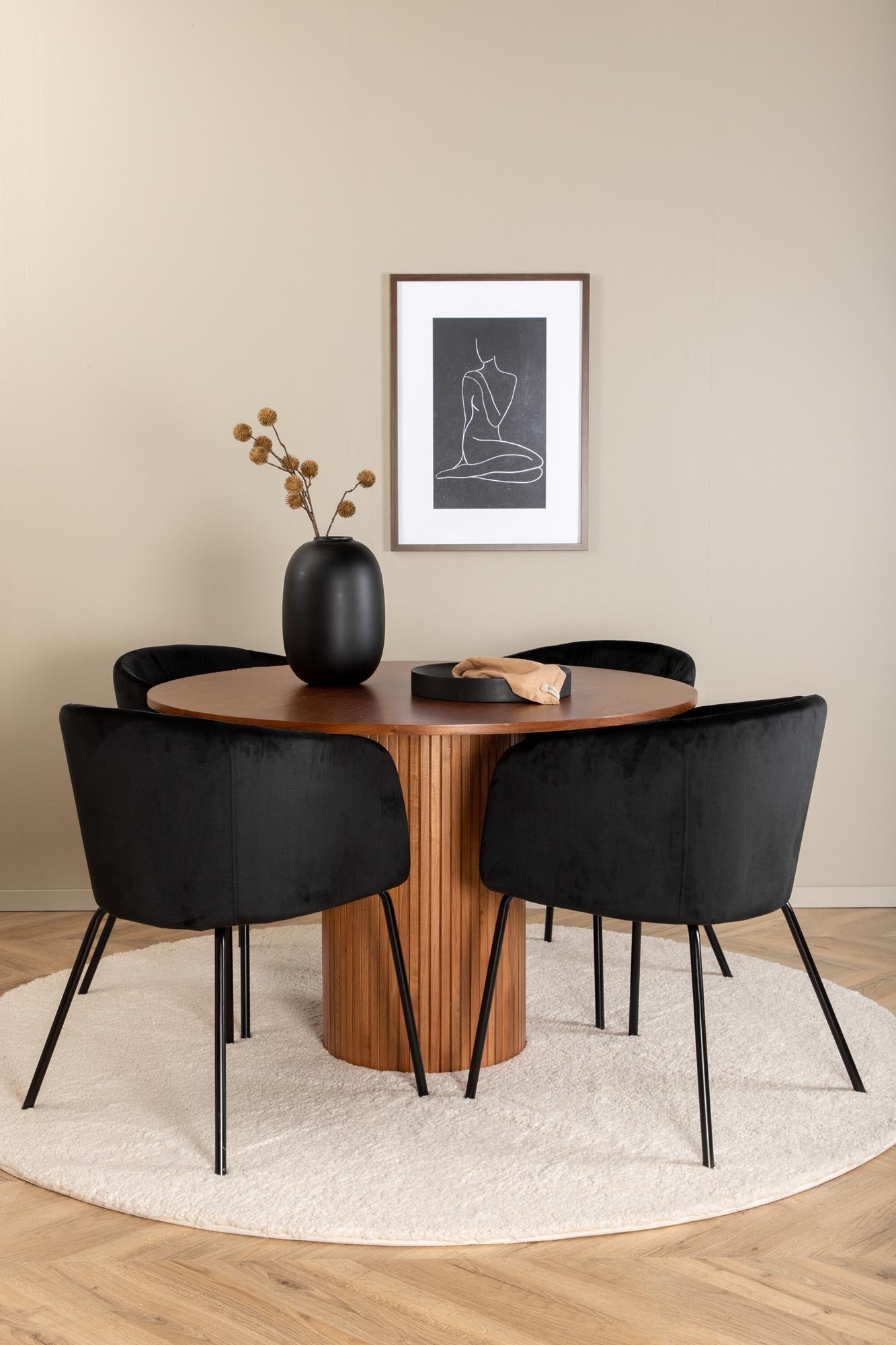 Stilvolles Bianca Esszimmerset: Runder Tisch mit 4 Stühlen, Ø110cm.