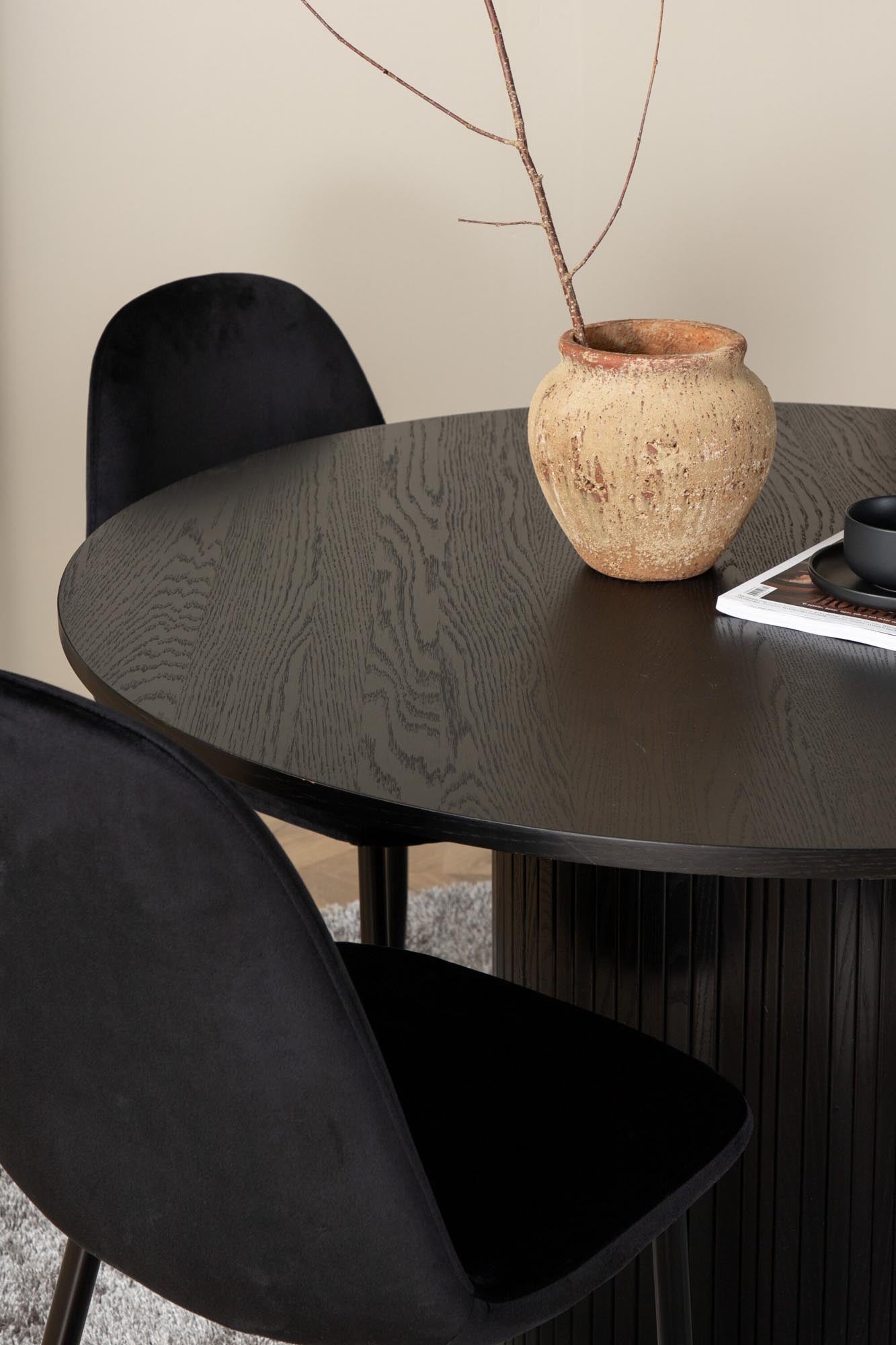 Bianca Esszimmerset + Polar ⌀110cm/4St. in Schwarz präsentiert im Onlineshop von KAQTU Design AG. Esszimmerset ist von Venture Home