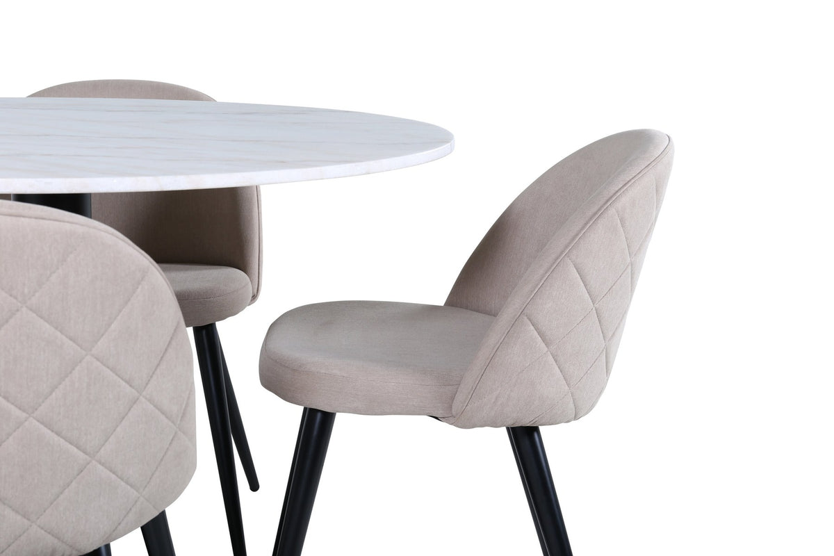 Rundes Esszimmerset mit weisser Marmor-Tischplatte ⌀106 cm und zwei gepolsterten Stühlen in Beige mit schwarzen Metallbeinen.