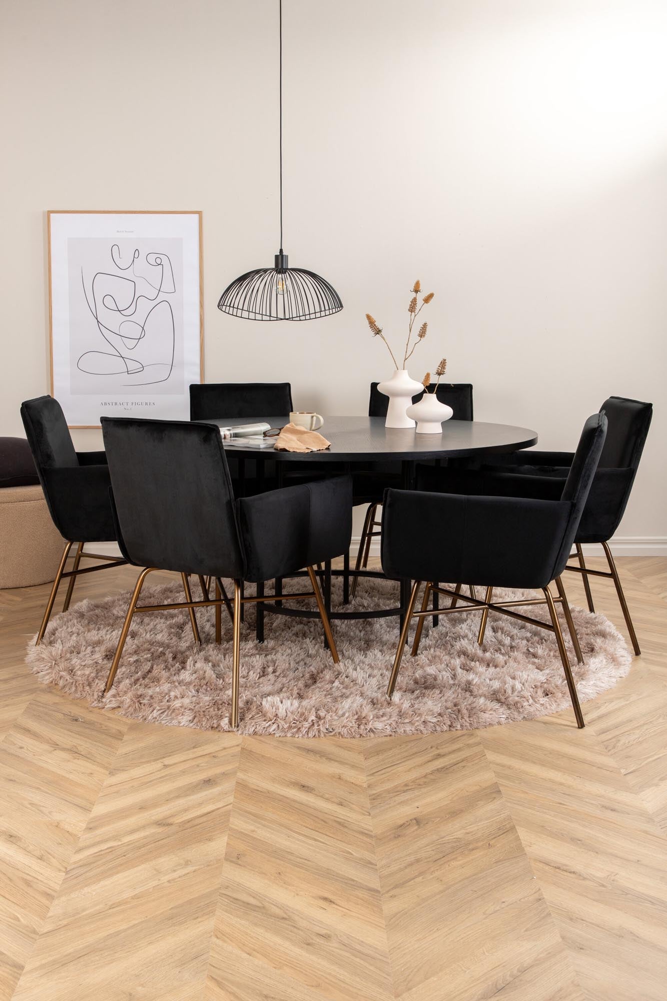 Esszimmerset Copenhagen + Petra ⌀140cm/6St. in Schwarz, Kupfer präsentiert im Onlineshop von KAQTU Design AG. Esszimmerset ist von Venture Home