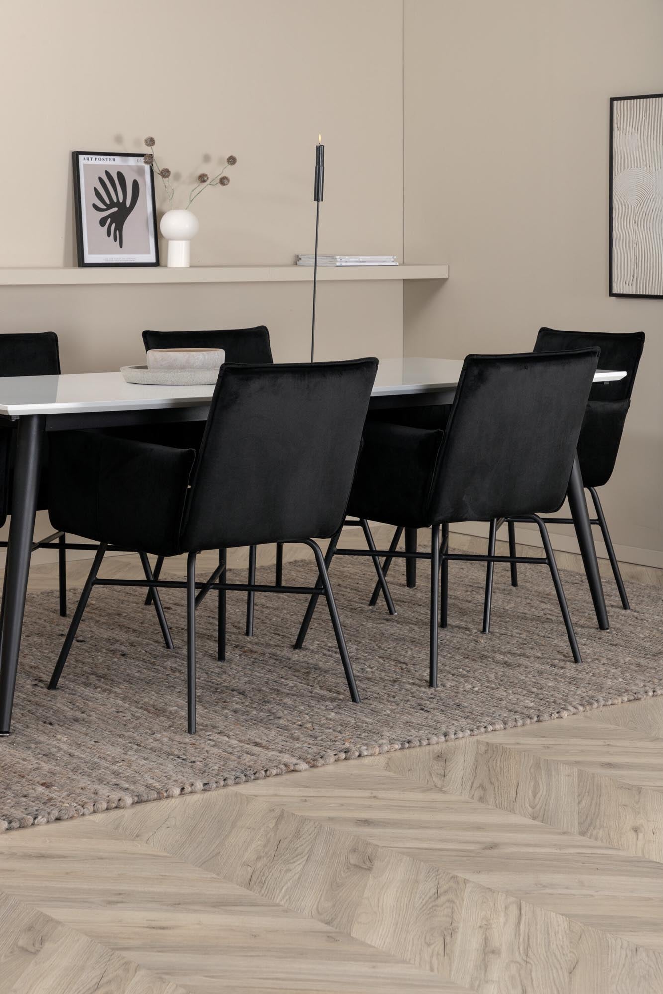 Entdecken Sie das elegante Jimmy Esszimmerset mit luxuriösen Petra-Stühlen. Funktionalität trifft auf stilvolles Design für unvergessliche Dinner.