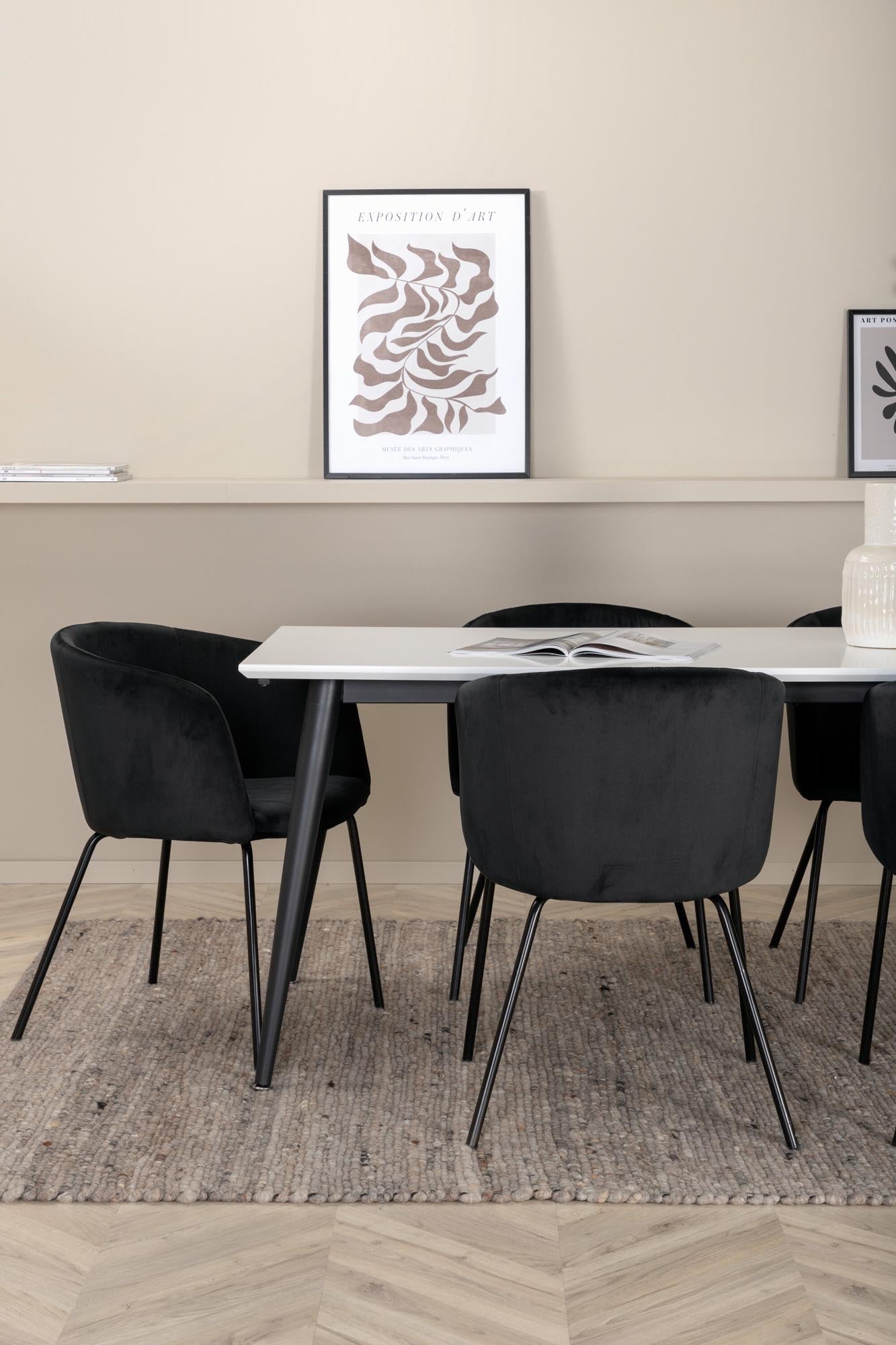 Elegantes Esszimmerset Jimmy mit 6 komfortablen Berit Stühlen, ideal für stilvolle Dinner und gesellige Abende.