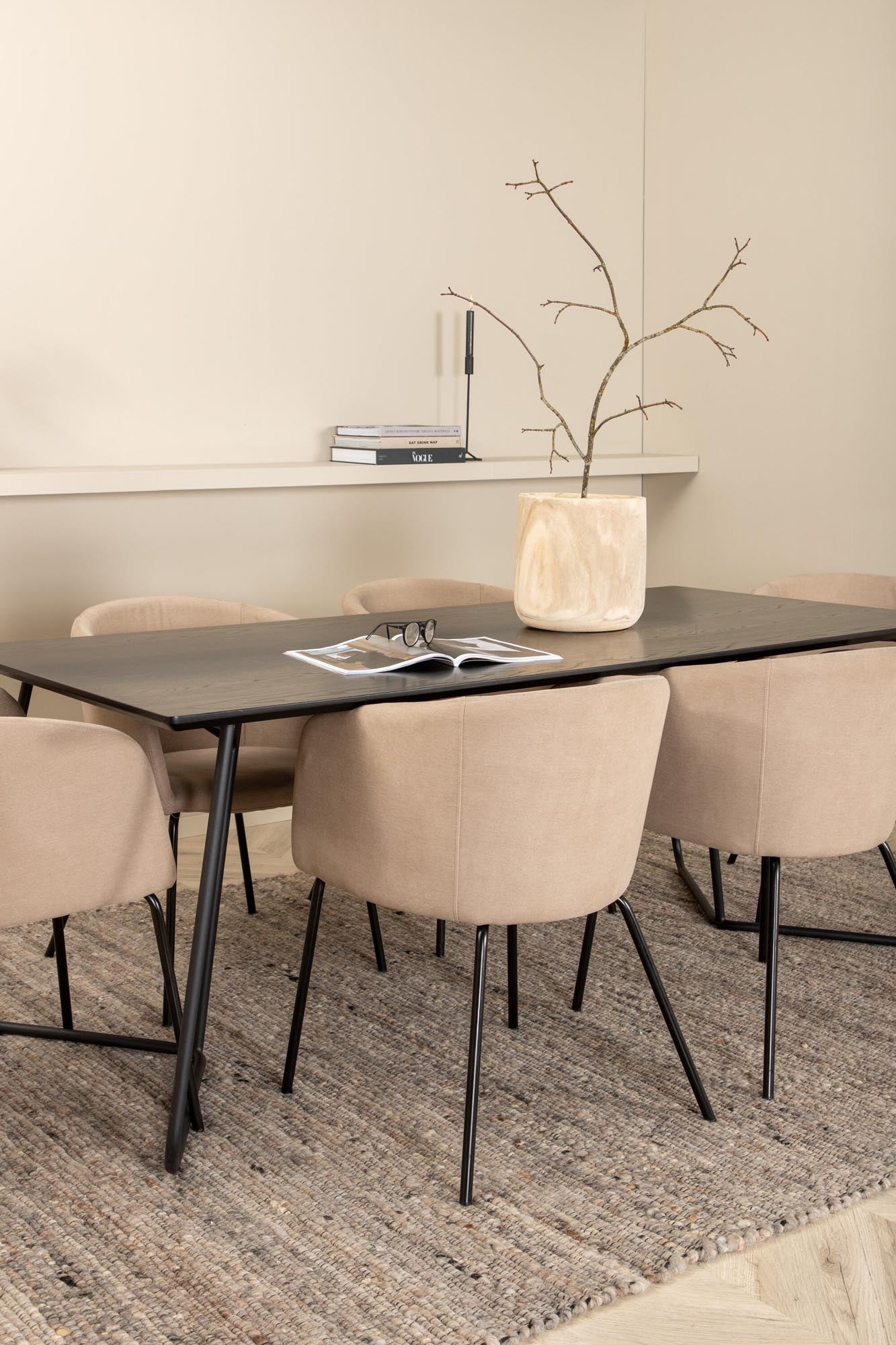 Petra Esszimmerset + Berit 190cm/6St. in Beige, Schwarz präsentiert im Onlineshop von KAQTU Design AG. Esszimmerset ist von Venture Home