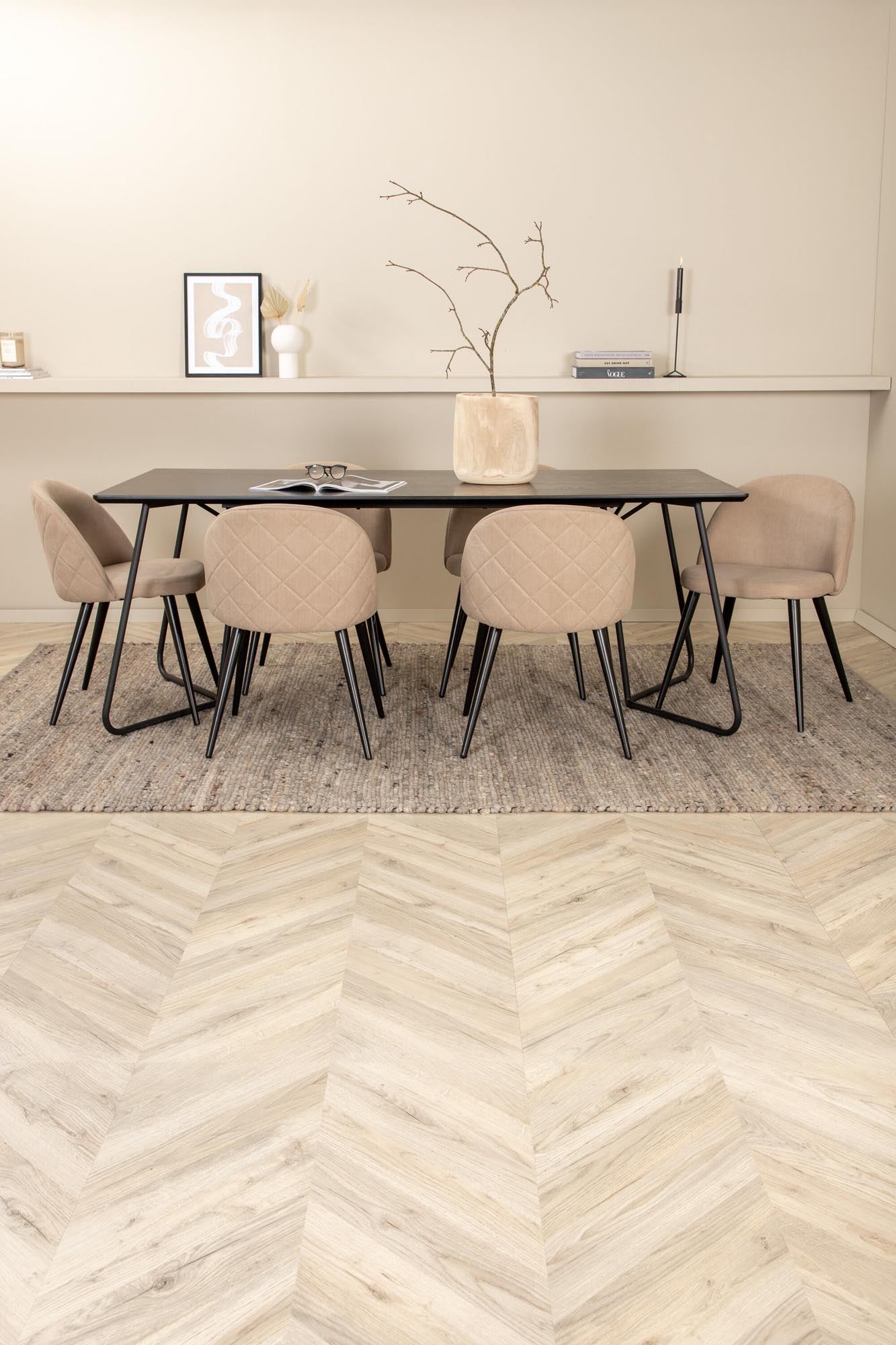 Elegantes Petra Esszimmerset mit 6 luxuriösen Samtstühlen, 190cm.