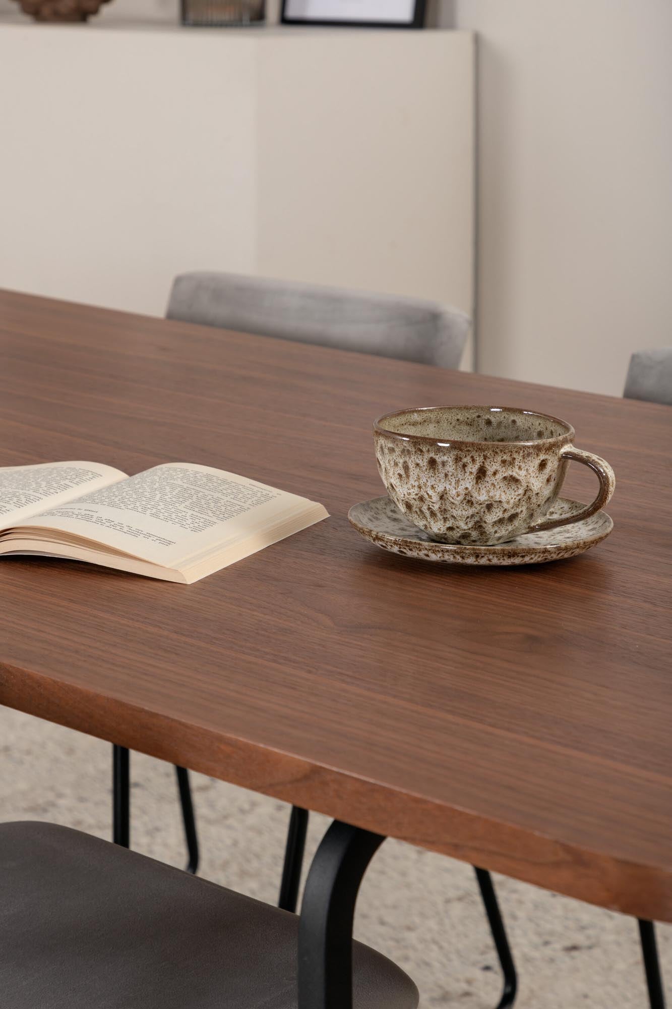 Uno Esszimmerset + Kenth 200cm/6St. in Braun / Grau präsentiert im Onlineshop von KAQTU Design AG. Esszimmerset ist von Venture Home