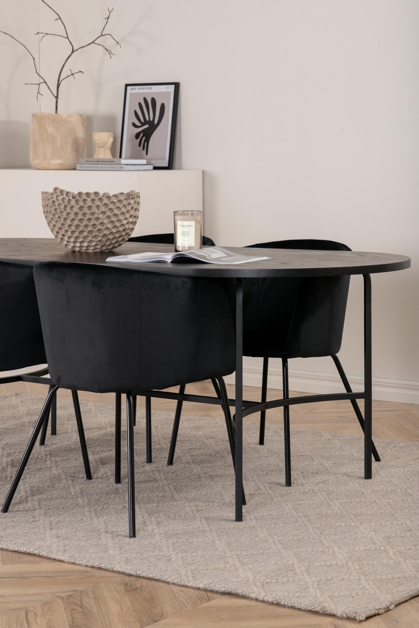 Skate Esszimmerset + Berit 200cm/4St. in Schwarz präsentiert im Onlineshop von KAQTU Design AG. Esszimmerset ist von Venture Home