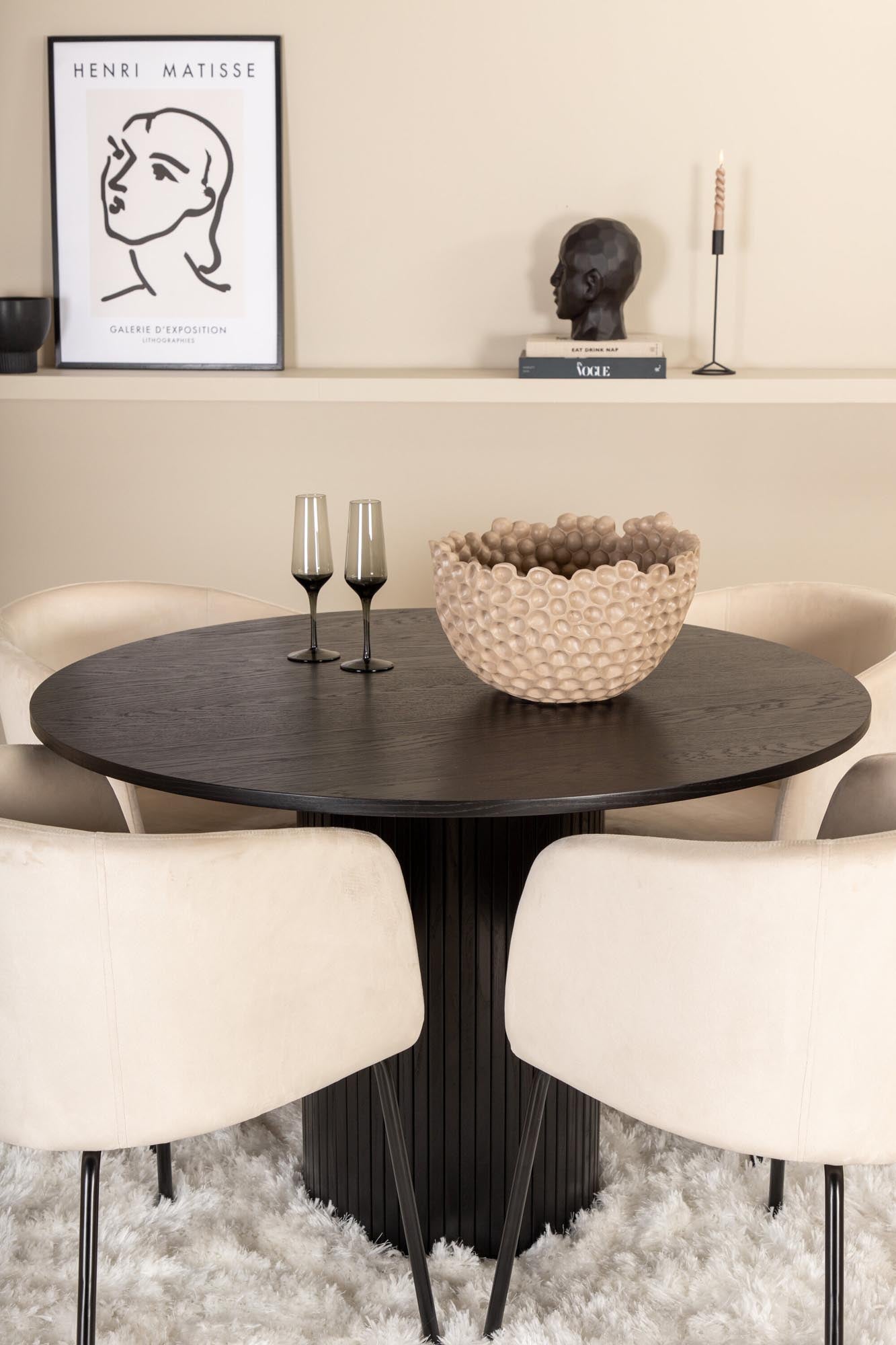 Bianca Esszimmerset + Berit ⌀110cm/4St. in Schwarz / Beige präsentiert im Onlineshop von KAQTU Design AG. Esszimmerset ist von Venture Home