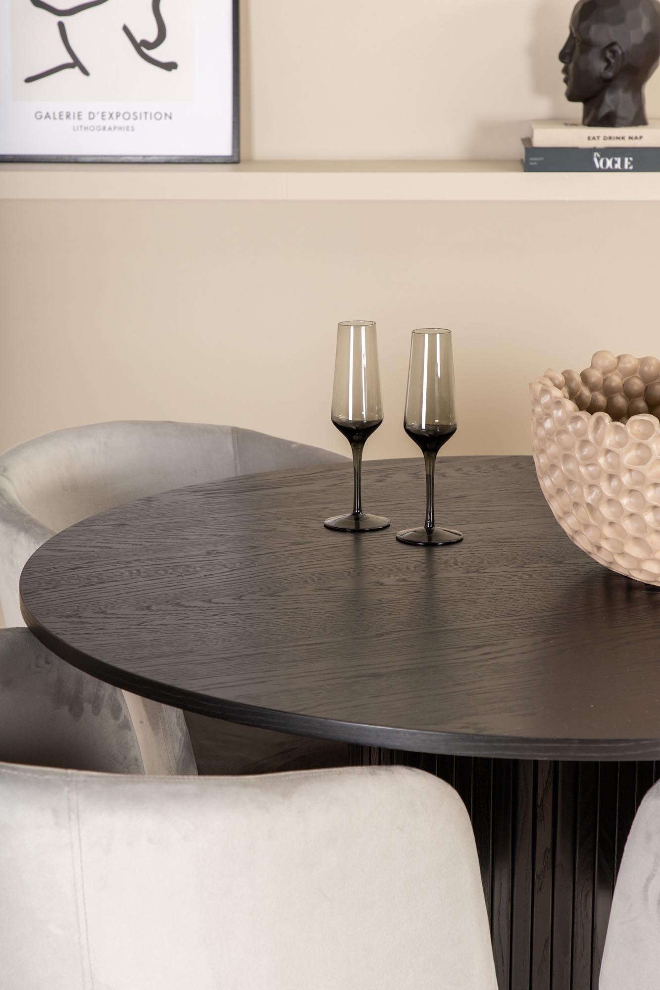 Bianca Esszimmerset + Berit ⌀110cm/4St. in Schwarz / Grau präsentiert im Onlineshop von KAQTU Design AG. Esszimmerset ist von Venture Home