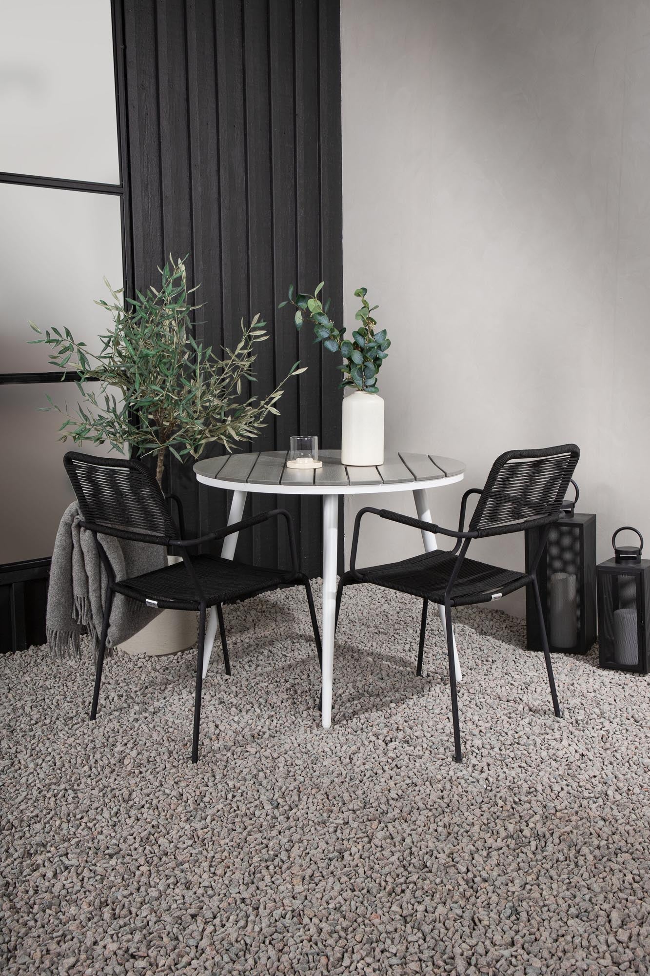 Erleben Sie das Break Outdoor-Tischset + Lindos Arm ⌀90cm/2St. von Venture Home – elegantes Design, hohe Funktionalität und ideal für entspannte Momente im Freien!