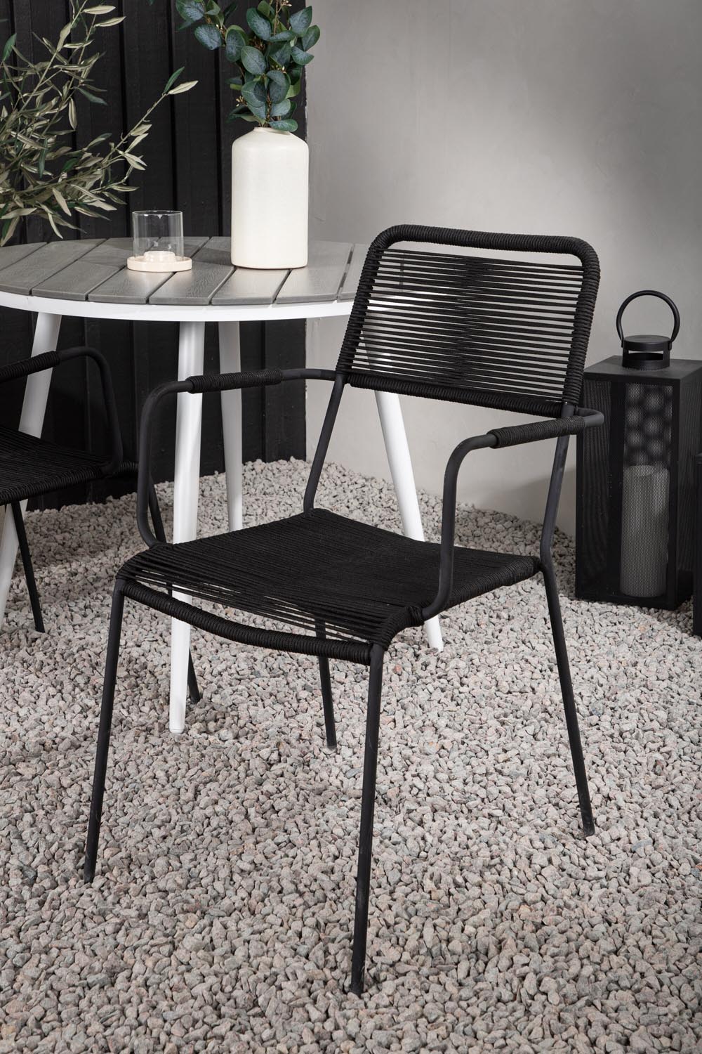 Break Outdoor-Tischset + Lindos Arm ⌀90cm/2St. in Weiss präsentiert im Onlineshop von KAQTU Design AG. Gartentischset ist von Venture Home