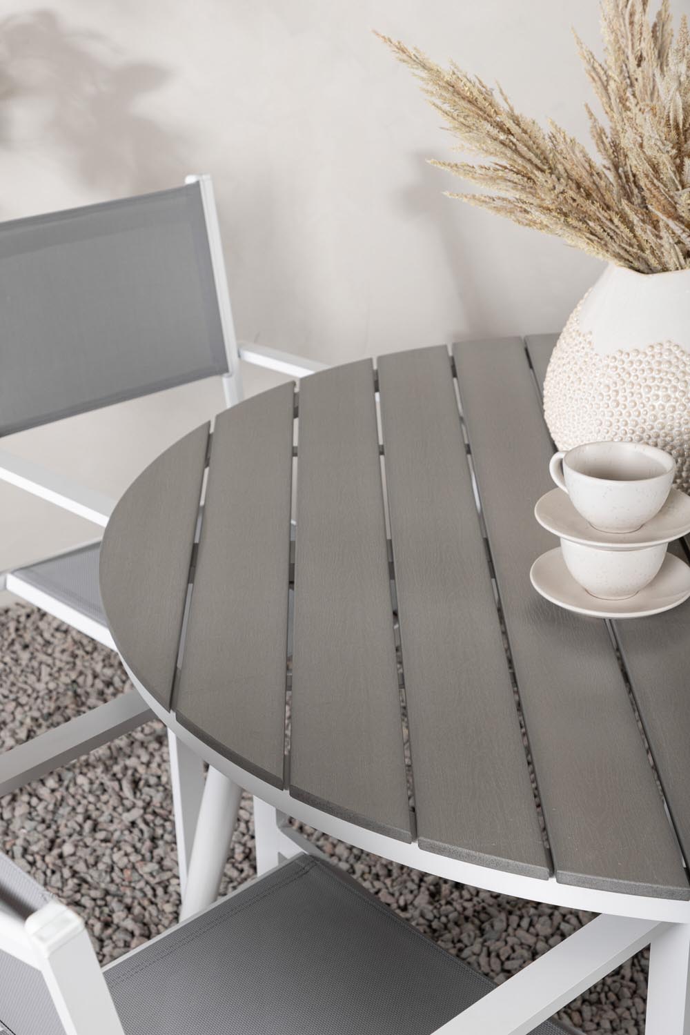 Break Outdoor-Tischset + Copacabana ⌀120cm/4St. in Grau präsentiert im Onlineshop von KAQTU Design AG. Gartentischset ist von Venture Home