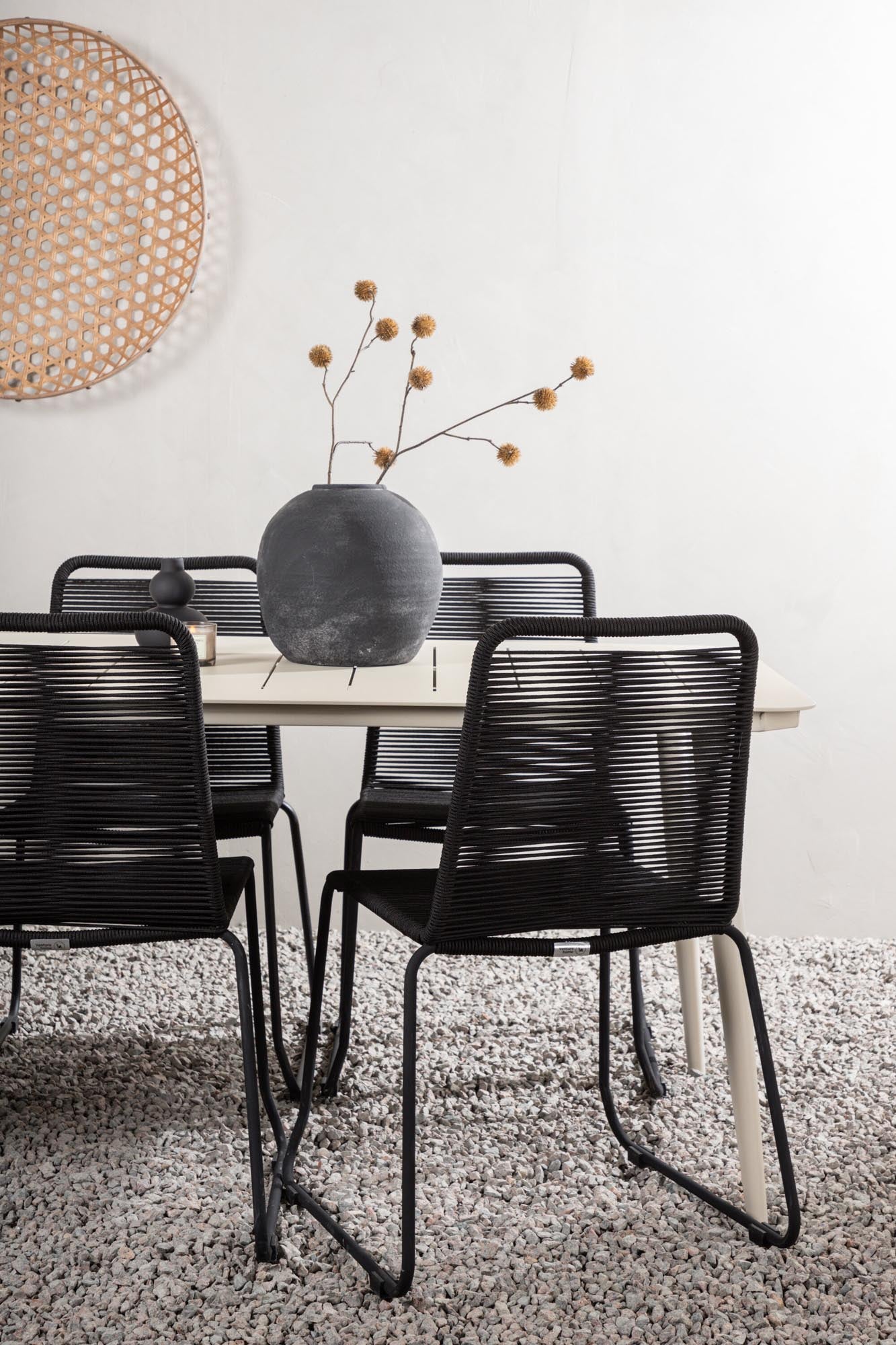 Lina Outdoor-Tischset + Lindos Stacking 200cm/6St. in Schwarz präsentiert im Onlineshop von KAQTU Design AG. Gartentischset ist von Venture Home