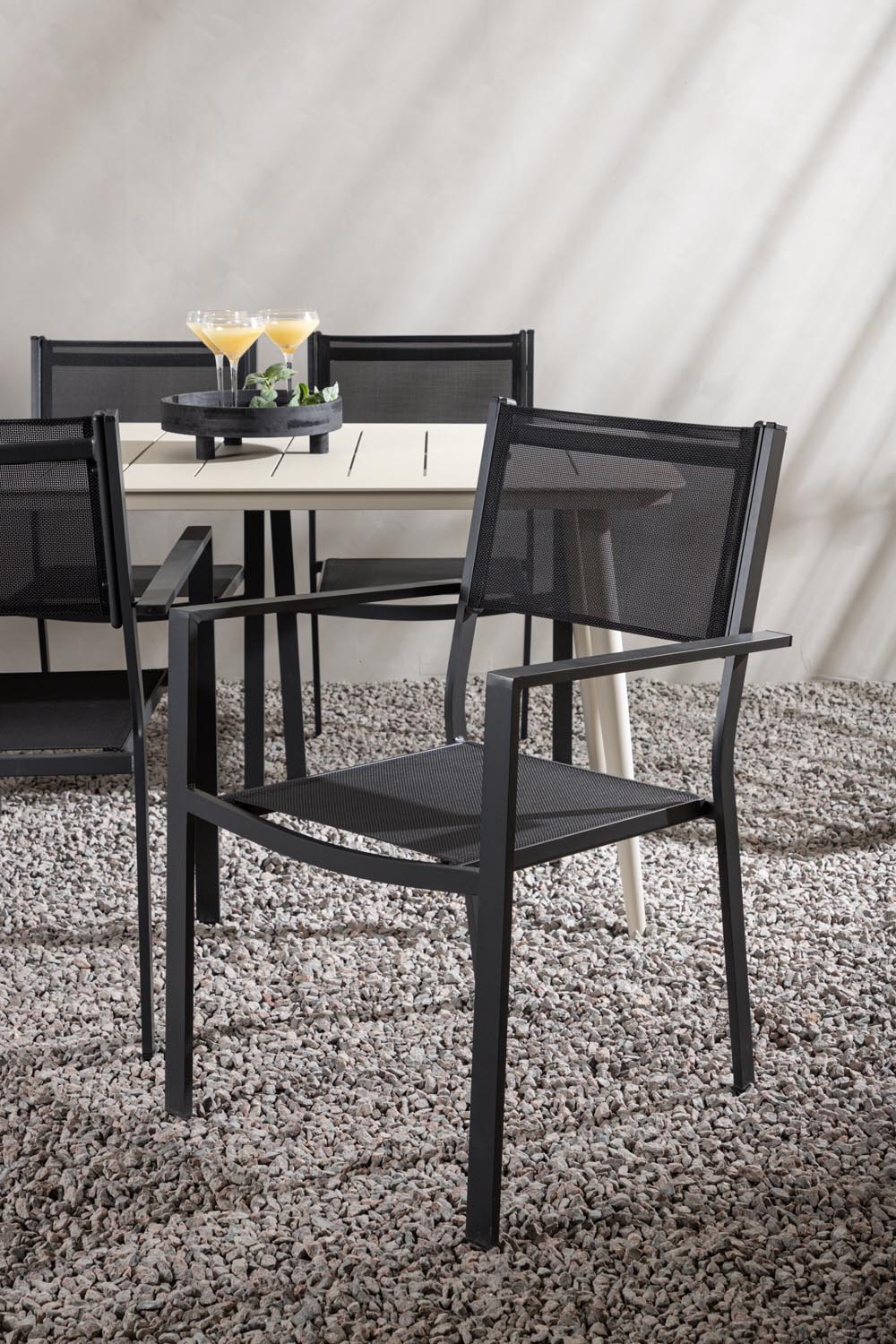 Lina Outdoor-Tischset + Copacabana 200cm/6St. in Schwarz präsentiert im Onlineshop von KAQTU Design AG. Gartentischset ist von Venture Home