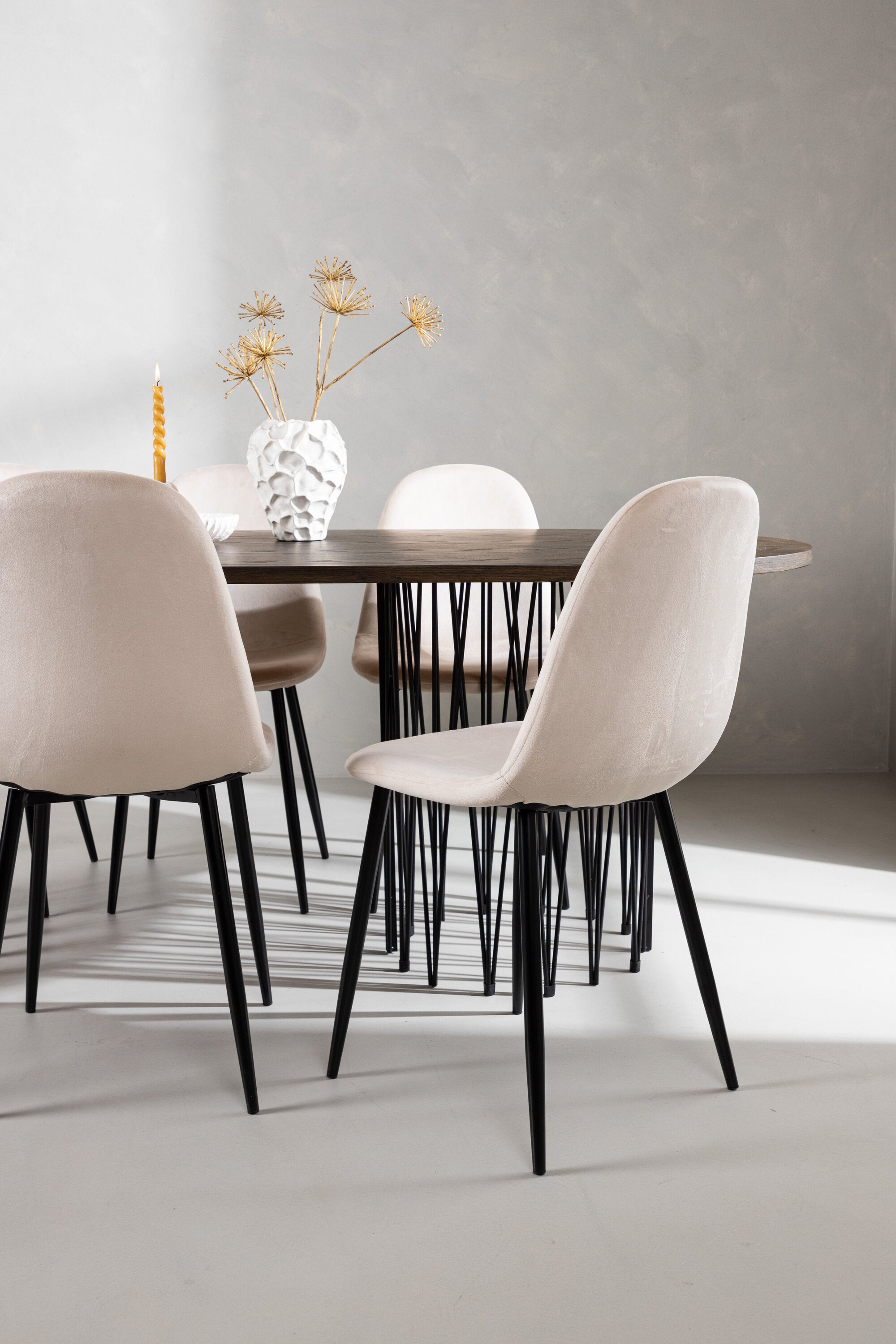 Stone Esszimmerset + Polar 220cm/6St. in Beige, Schwarz präsentiert im Onlineshop von KAQTU Design AG. Esszimmerset ist von Venture Home