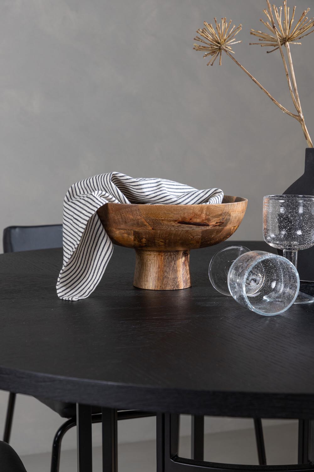 Esszimmerset Copenhagen + Kenth ⌀115cm/4St. in Schwarz präsentiert im Onlineshop von KAQTU Design AG. Esszimmerset ist von Venture Home