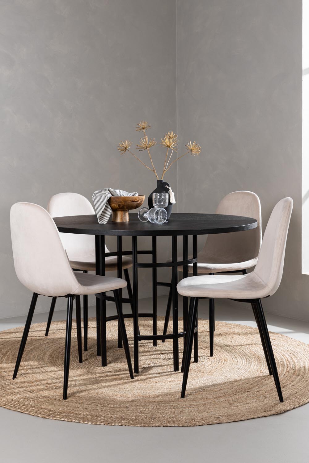 Esszimmerset Copenhagen + Polar ⌀115cm/4St. in Beige / Schwarz präsentiert im Onlineshop von KAQTU Design AG. Esszimmerset ist von Venture Home
