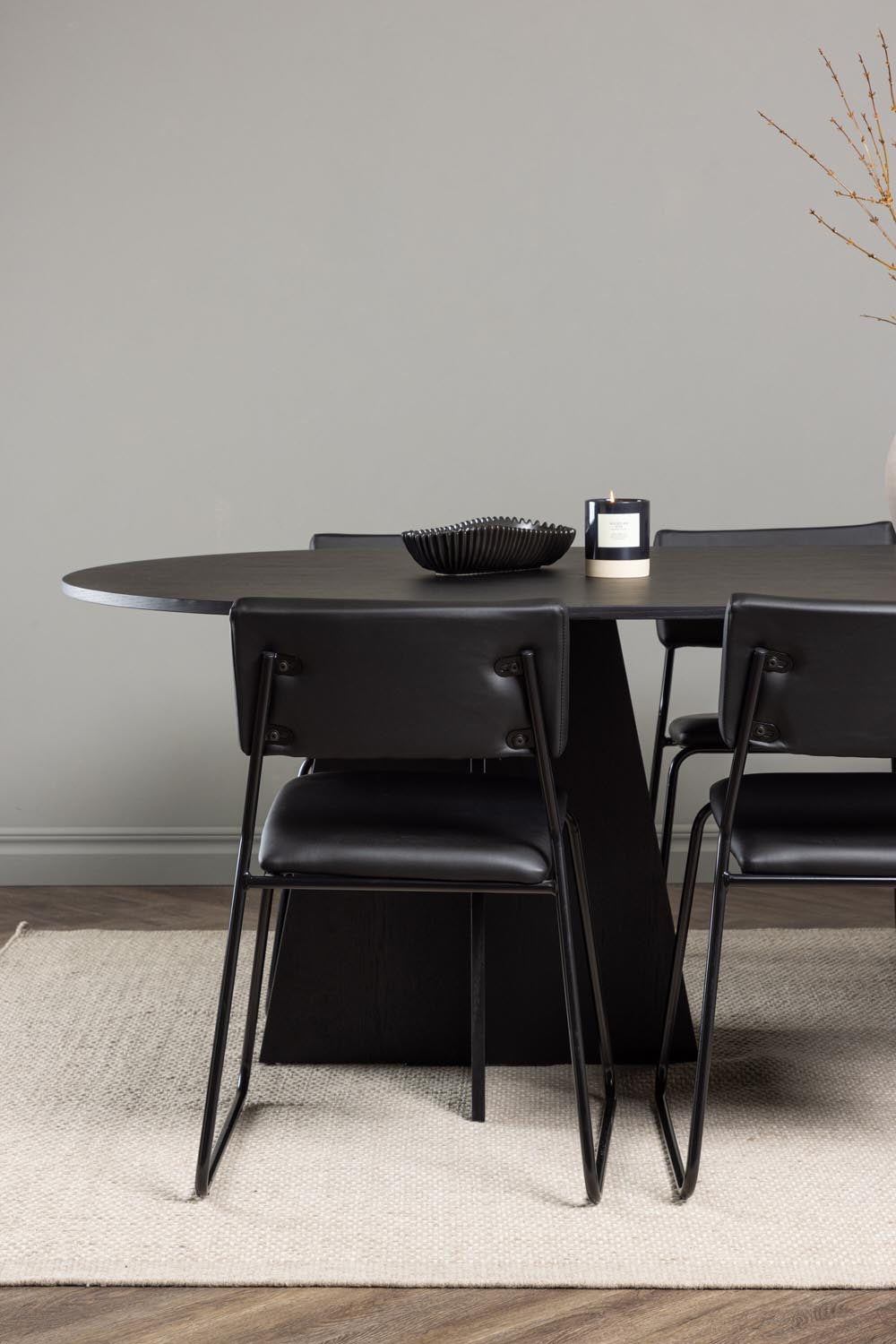 Bootcut Esszimmerset + Kenth 230cm/6St. in Schwarz präsentiert im Onlineshop von KAQTU Design AG. Esszimmerset ist von Venture Home