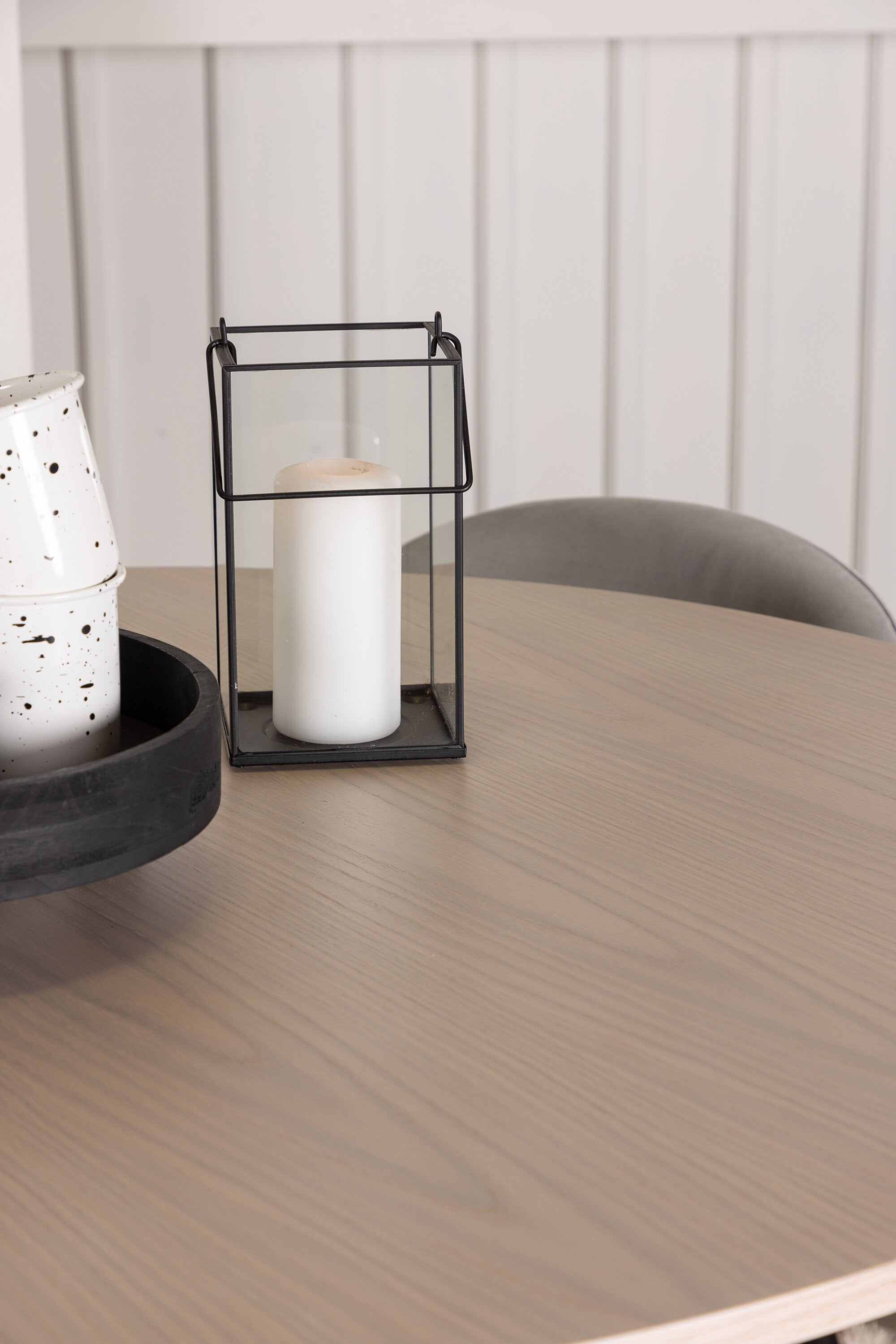 Olivia Esszimmer Set + Velvet ⌀110cm/4St. in Natur / Schwarzgrau präsentiert im Onlineshop von KAQTU Design AG. Esszimmerset ist von Venture Home