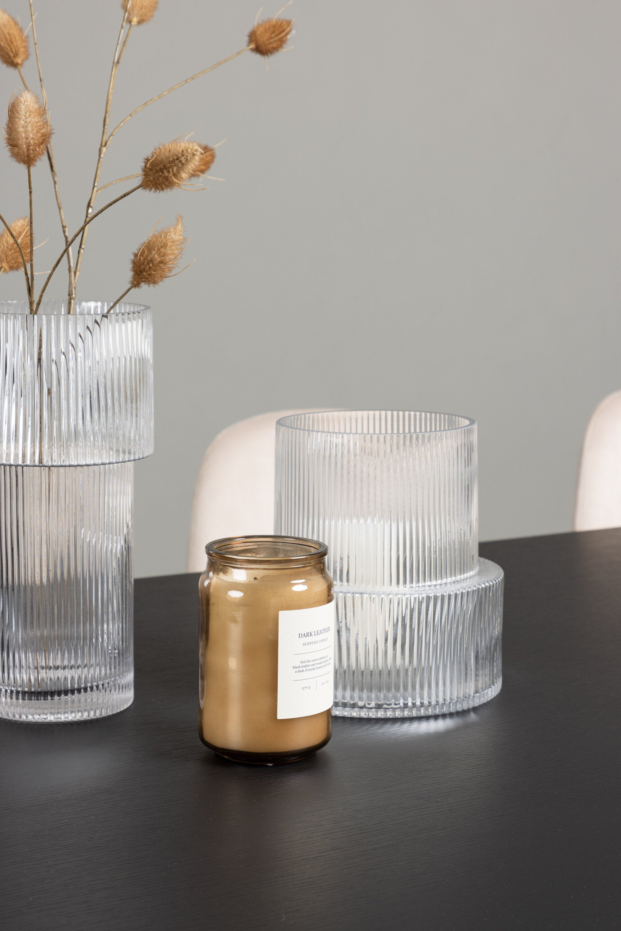 Vail Esszimmerset + Polar 200cm/6St. in Beige, Schwarz präsentiert im Onlineshop von KAQTU Design AG. Esszimmerset ist von Venture Home
