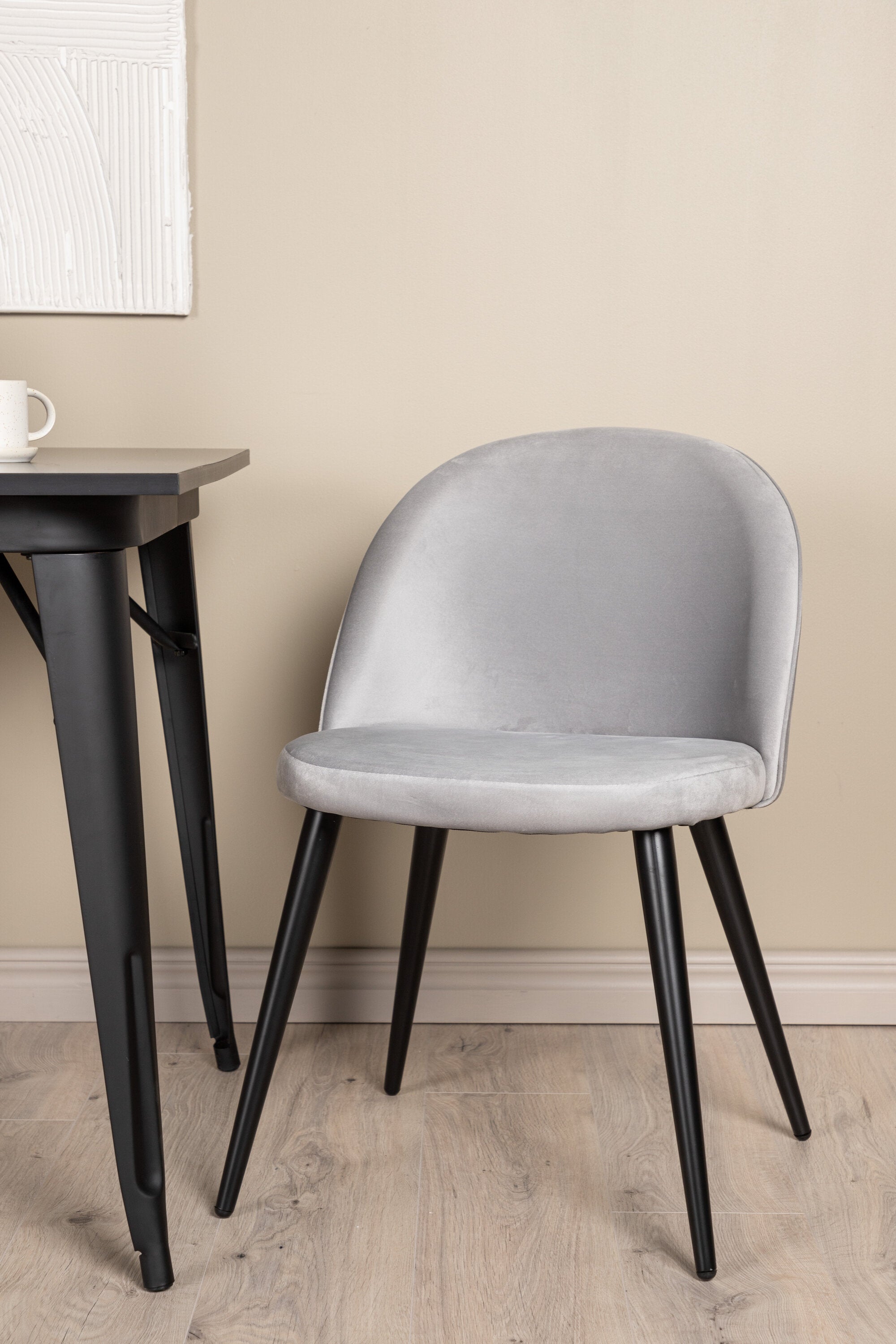 Tempe Esszimmerset + Velvet 80cm/2St. in Schwarzgrau präsentiert im Onlineshop von KAQTU Design AG. Esszimmerset ist von Venture Home