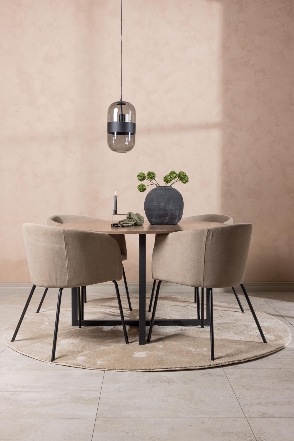 Durango Esszimmerset + Berit ⌀120cm/4St. in Beige, Schwarz präsentiert im Onlineshop von KAQTU Design AG. Esszimmerset ist von Venture Home