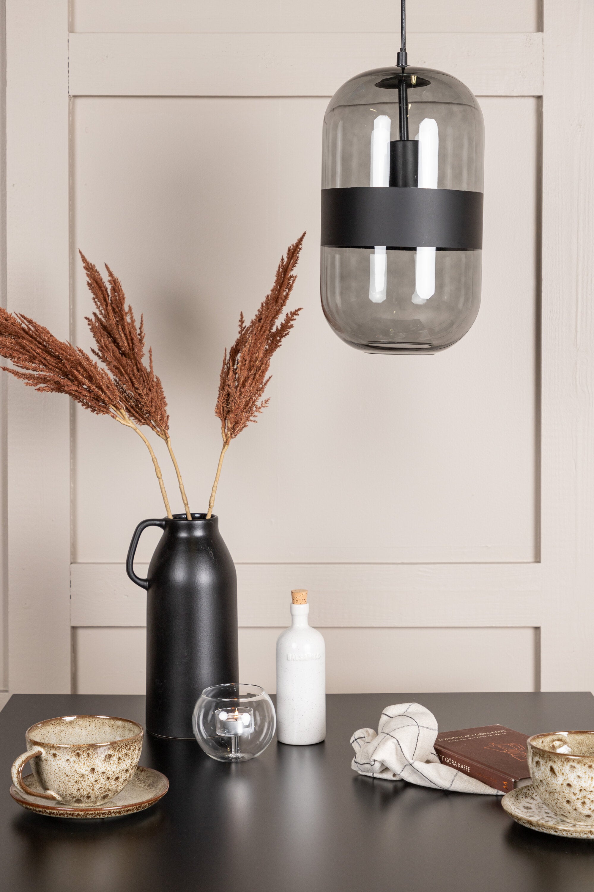 Tempe Esszimmerset + Tempe 80cm/2St. in Dunkelgrau, Walnuss präsentiert im Onlineshop von KAQTU Design AG. Esszimmerset ist von Venture Home
