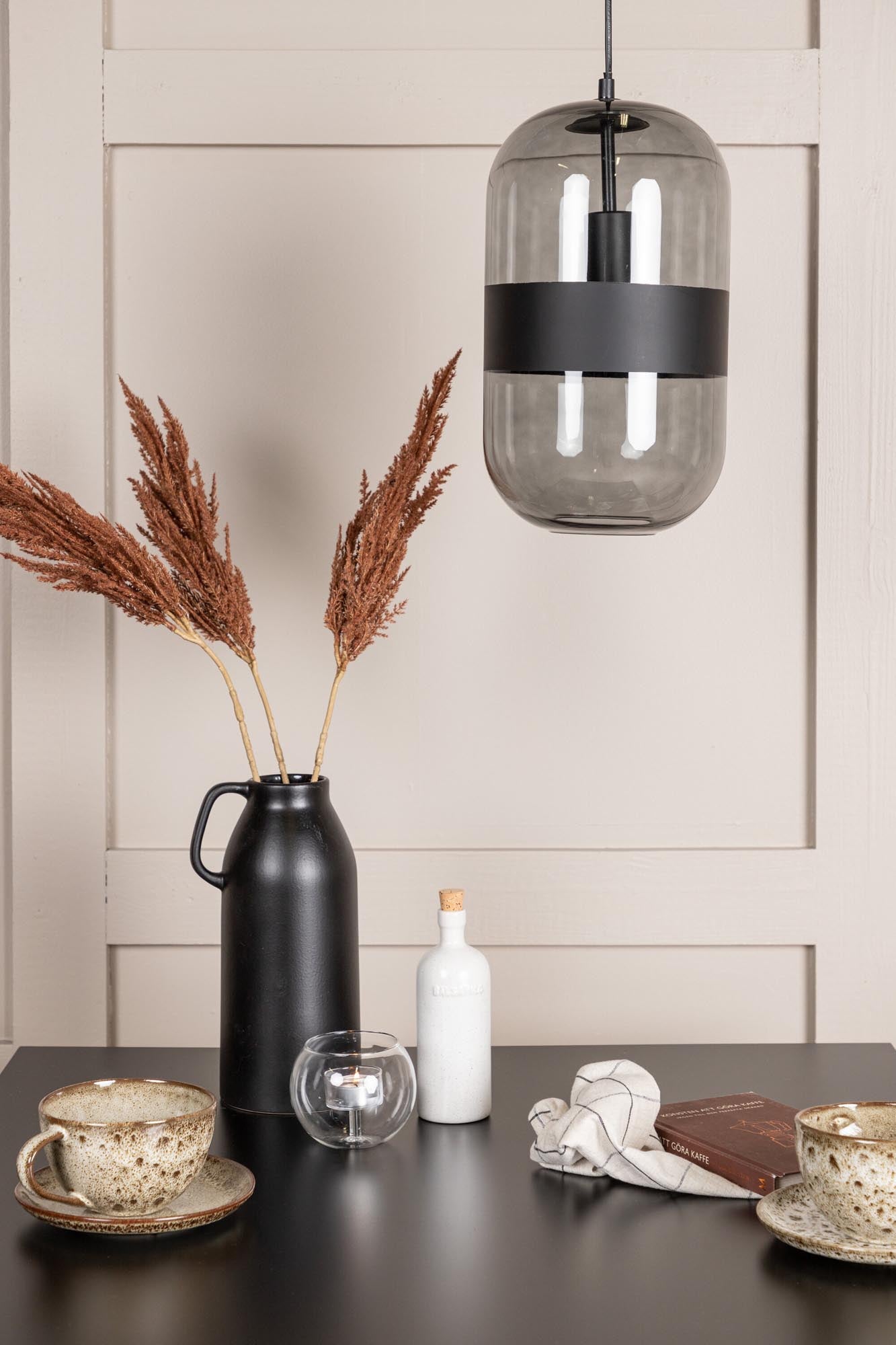 Venture Home Tempe Set: Zeitloses Design für Ihr Esszimmer.