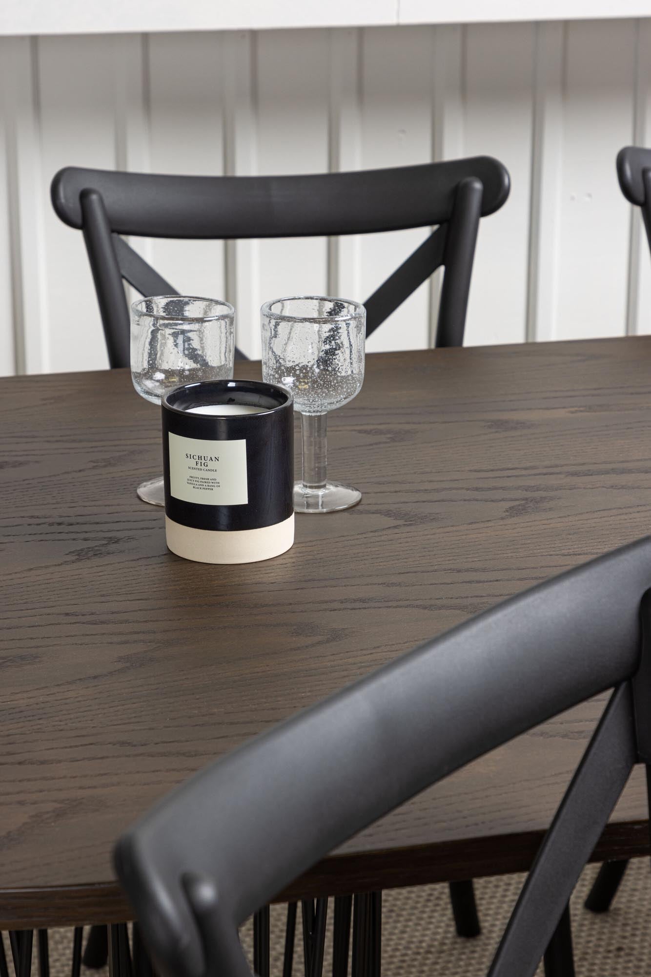 Elegantes Esszimmerset Stone 220cm mit 4 stilvollen Crosett-Stühlen. Ideal für gesellige Abende und moderne Einrichtung.