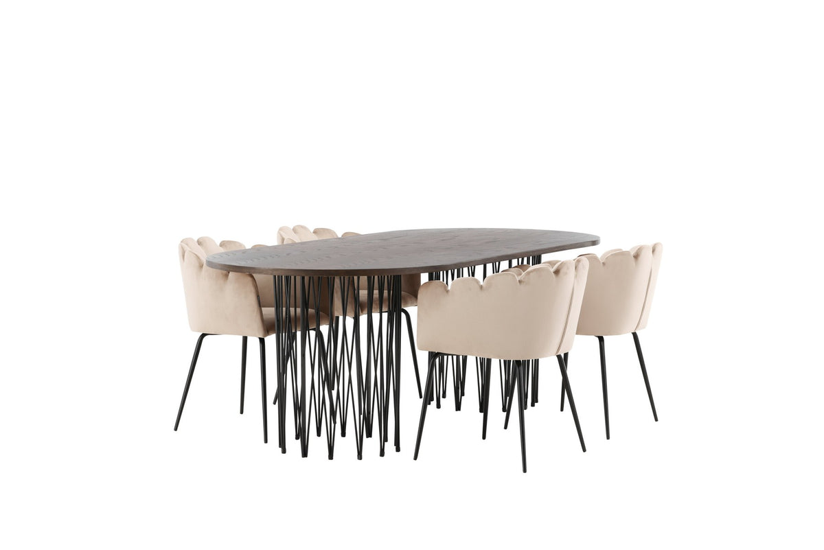 Ovaler Esstisch mit Tischplatte aus MDF mit Mocca-Furnier und schwarzem Metallgestell, umgeben von vier Limhamn-Stühlen mit beigem Samtbezug.