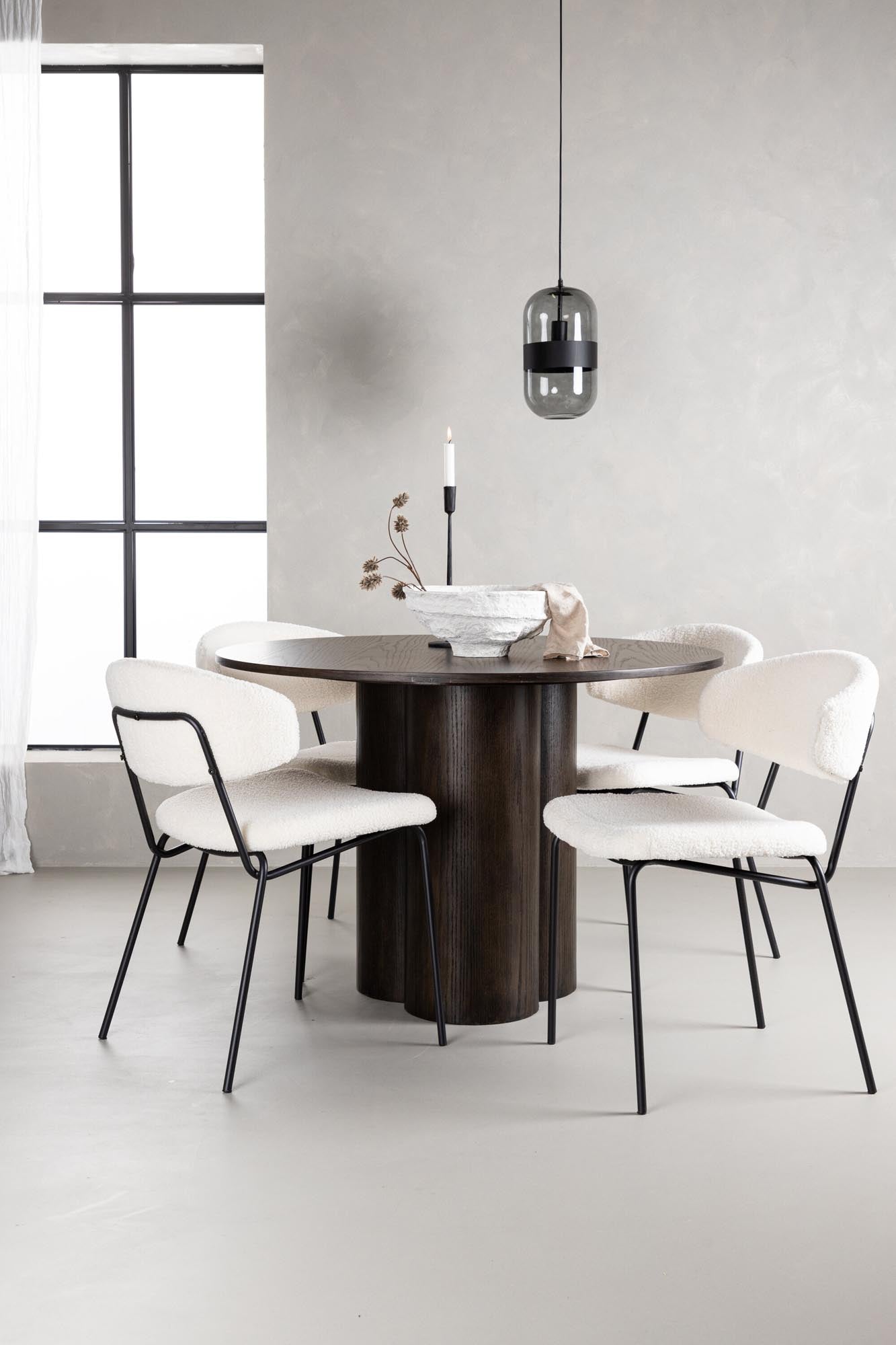 Stilvolles Olivia Esszimmer Set: Runde Mokka-Tischplatte (⌀110cm) und 4 komfortable Bouclé-Stühle in Weiß. Ideal für gesellige Abende!