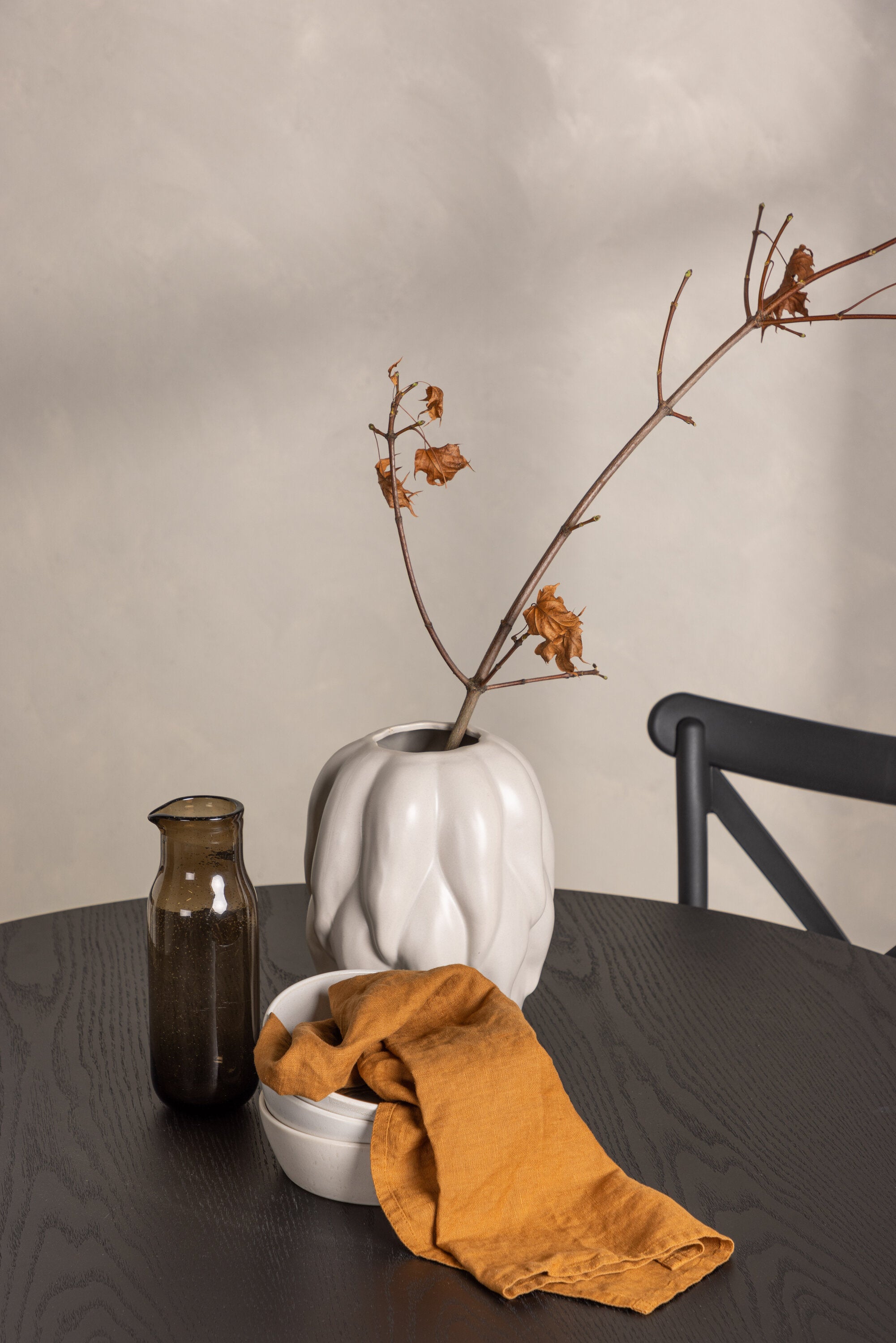 Olivia Esszimmer Set + Crosett ⌀110cm/4St. in Schwarz präsentiert im Onlineshop von KAQTU Design AG. Esszimmerset ist von Venture Home