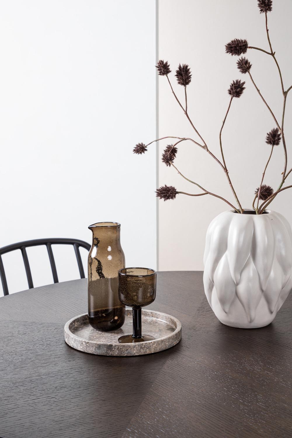 Copenhagen Esszimmerset + Dyrön ⌀115cm/4St. in Schwarz präsentiert im Onlineshop von KAQTU Design AG. Esszimmerset ist von Venture Home