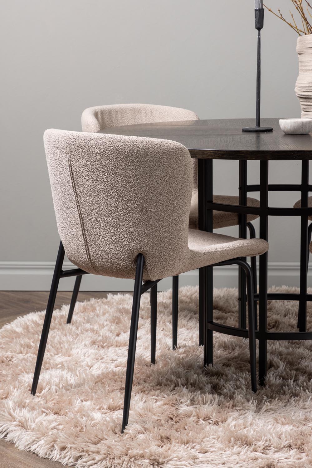 Esszimmerset Copenhagen + Modesto ⌀115cm/4St. in Mocca / Beige / Schwarz präsentiert im Onlineshop von KAQTU Design AG. Esszimmerset ist von Venture Home