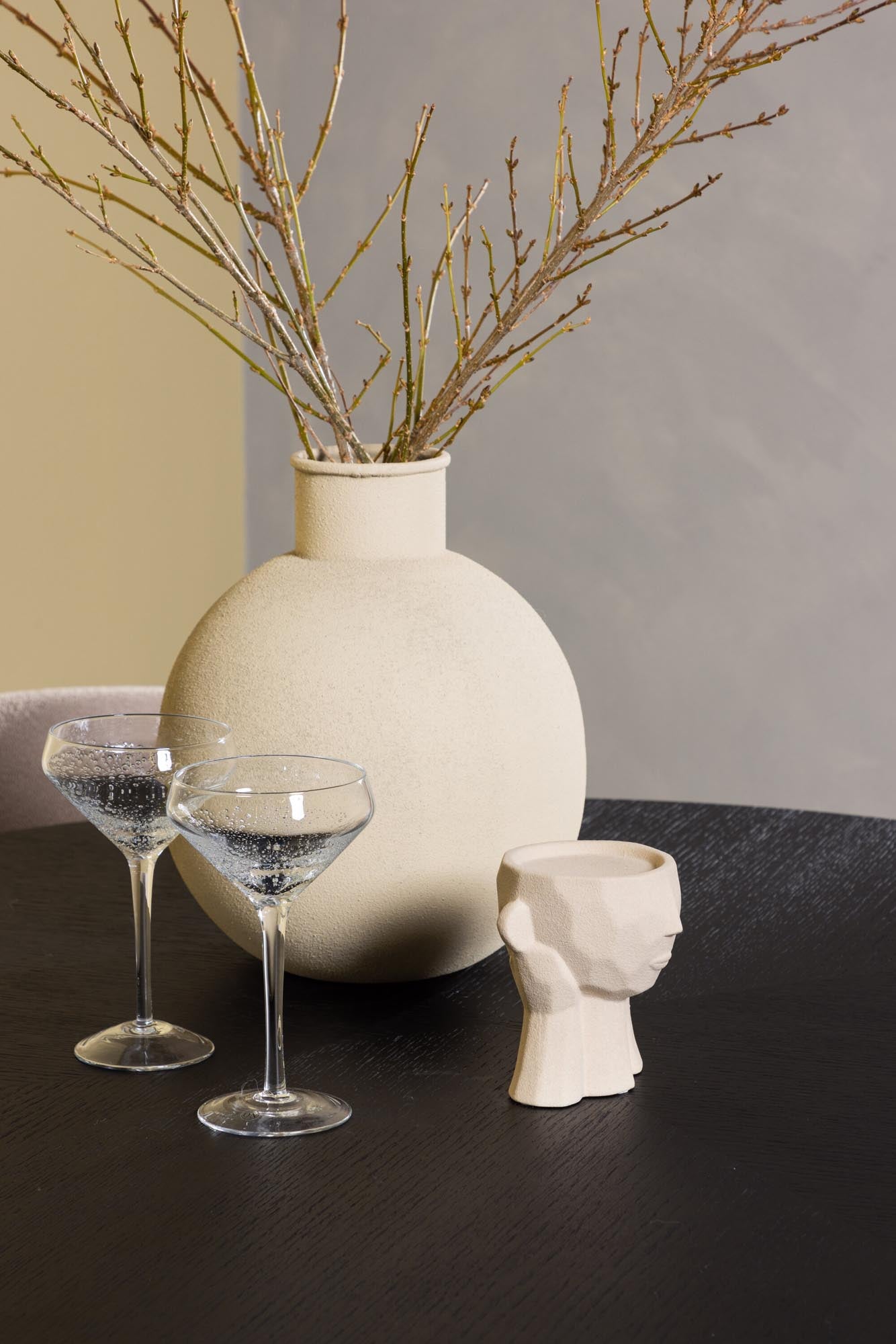 Esszimmerset Copenhagen + Modesto: Moderner Esstisch und stilvolle Stühle für gesellige Runden. Ideal für Ihr Zuhause!