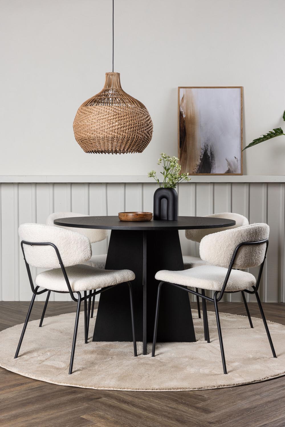 Bootcut Esszimmerset + Chico ⌀110cm/4St. in Weiss präsentiert im Onlineshop von KAQTU Design AG. Esszimmerset ist von Venture Home