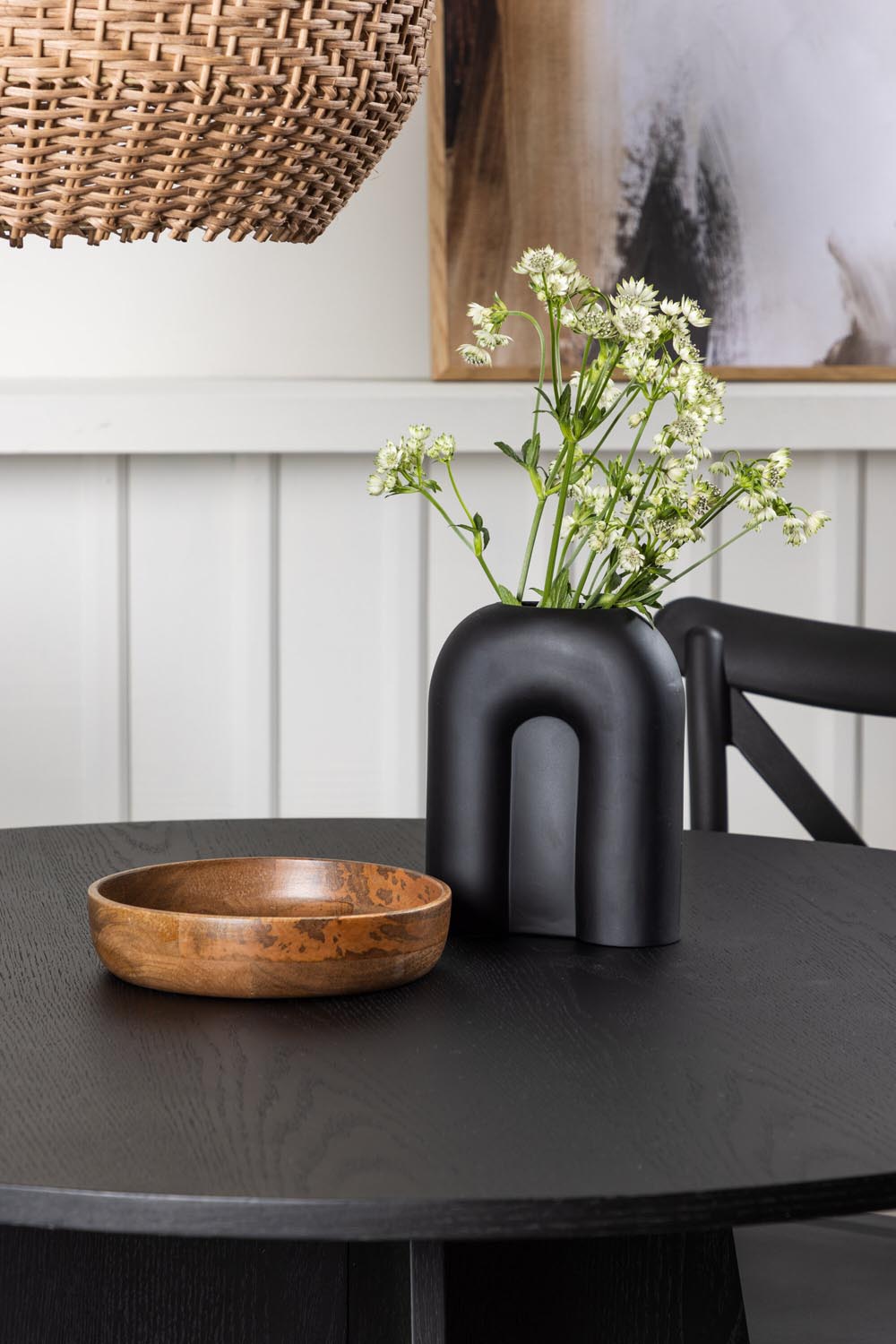 Bootcut Esszimmerset + Crosett ⌀110cm/4St. in Schwarz präsentiert im Onlineshop von KAQTU Design AG. Esszimmerset ist von Venture Home