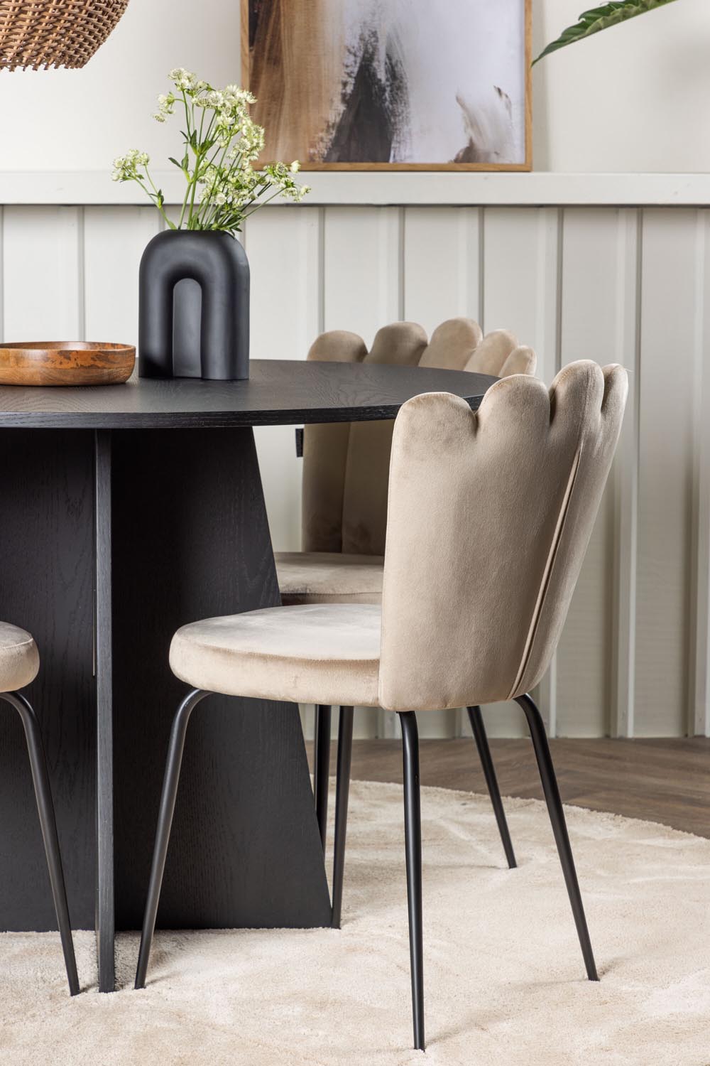 Bootcut Esszimmerset + Limhamn Light ⌀110cm/4St. in Beige präsentiert im Onlineshop von KAQTU Design AG. Esszimmerset ist von Venture Home