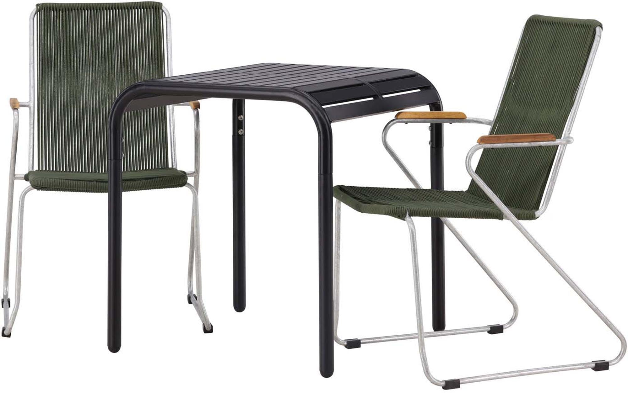 Entdecken Sie das Borneo Outdoor-Tischset von Venture Home: Stilvolles skandinavisches Design, robuste Materialien und ideal für entspannte Momente im Freien.