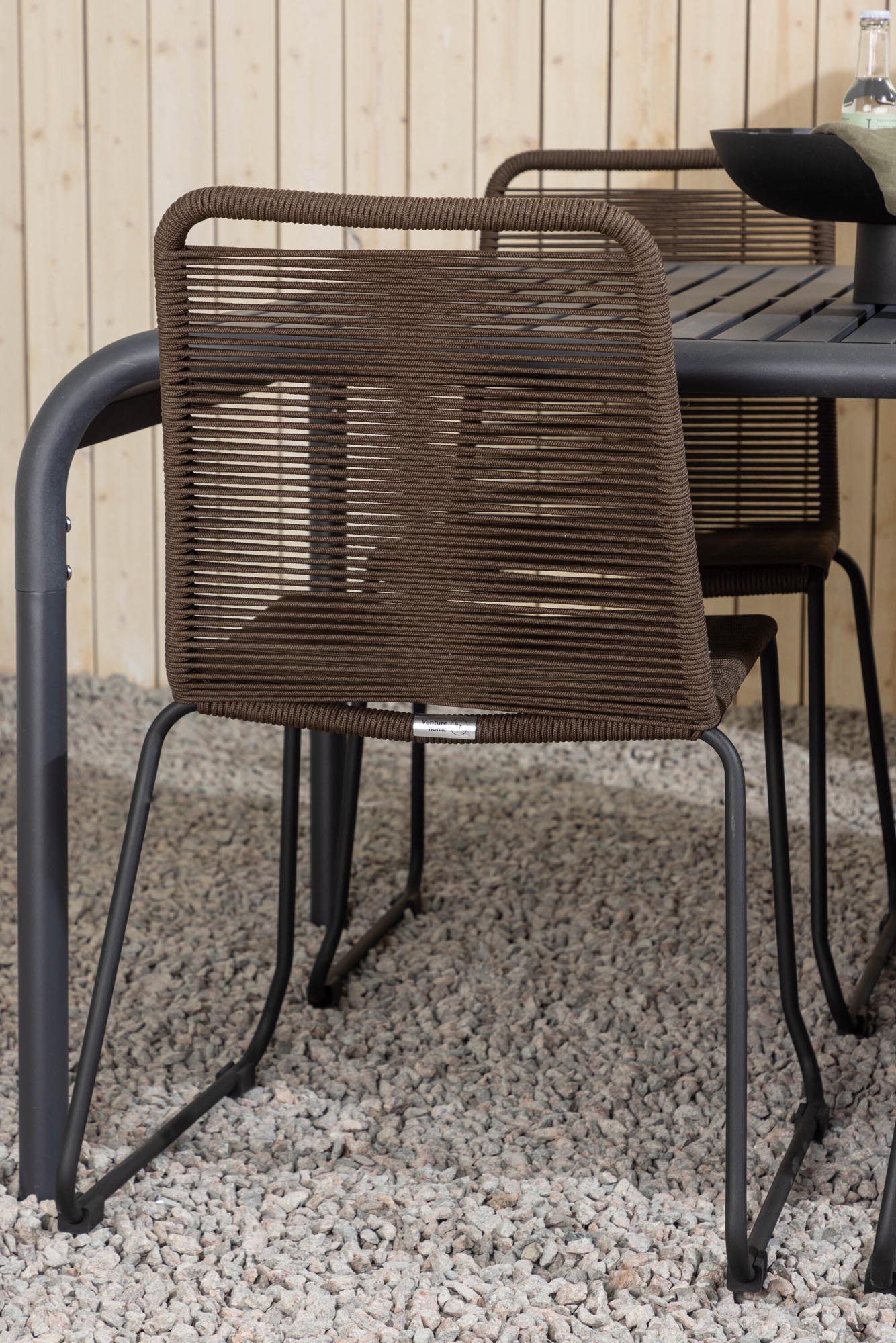 Elegantes Tischset für 6: Geniessen Sie stilvolle Outdoor-Dinner.