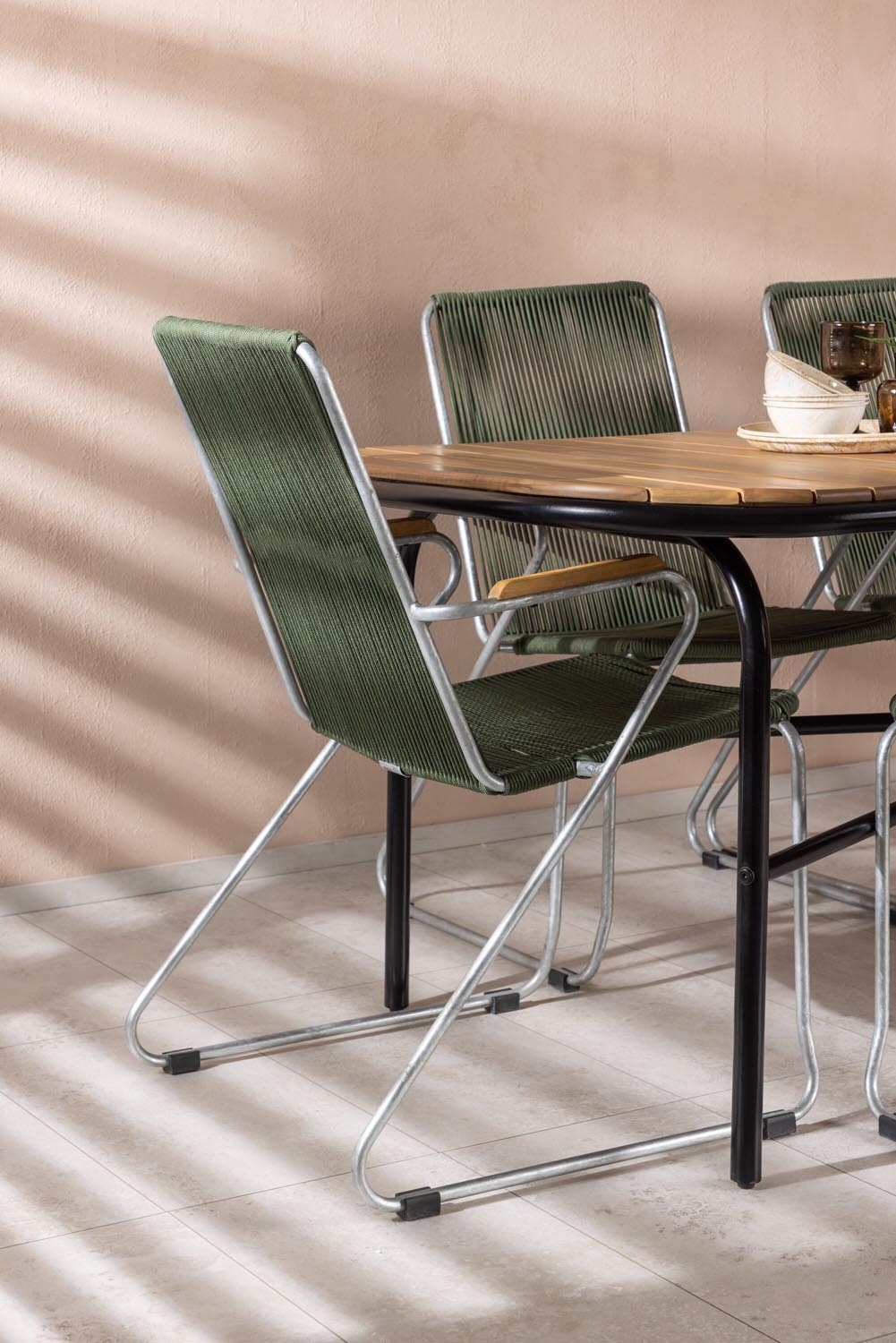 Holmbeck Outdoor-Tischset Bois 200cm/6St. in Grün, Silber präsentiert im Onlineshop von KAQTU Design AG. Gartentischset ist von Venture Home